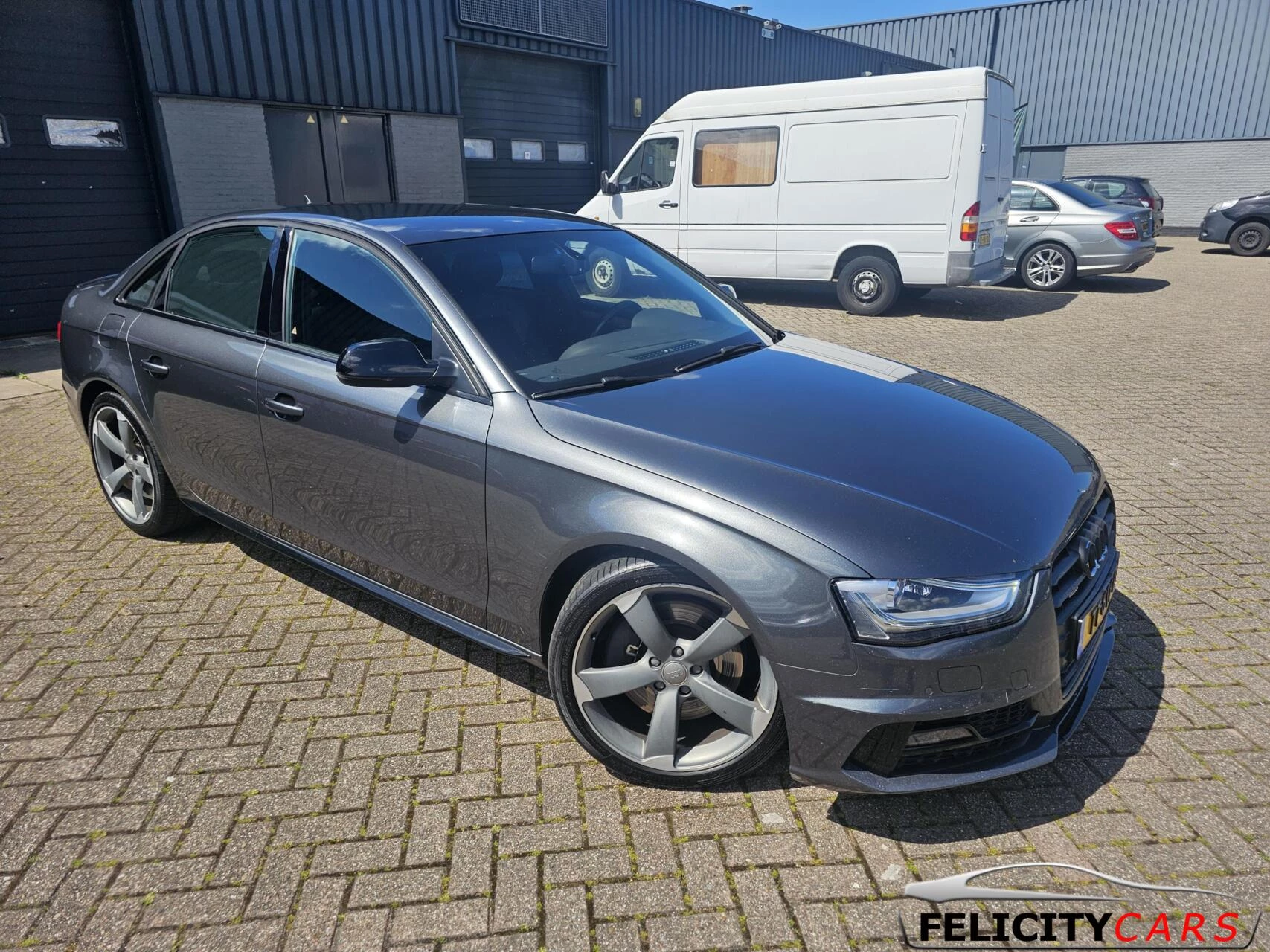Hoofdafbeelding Audi A4