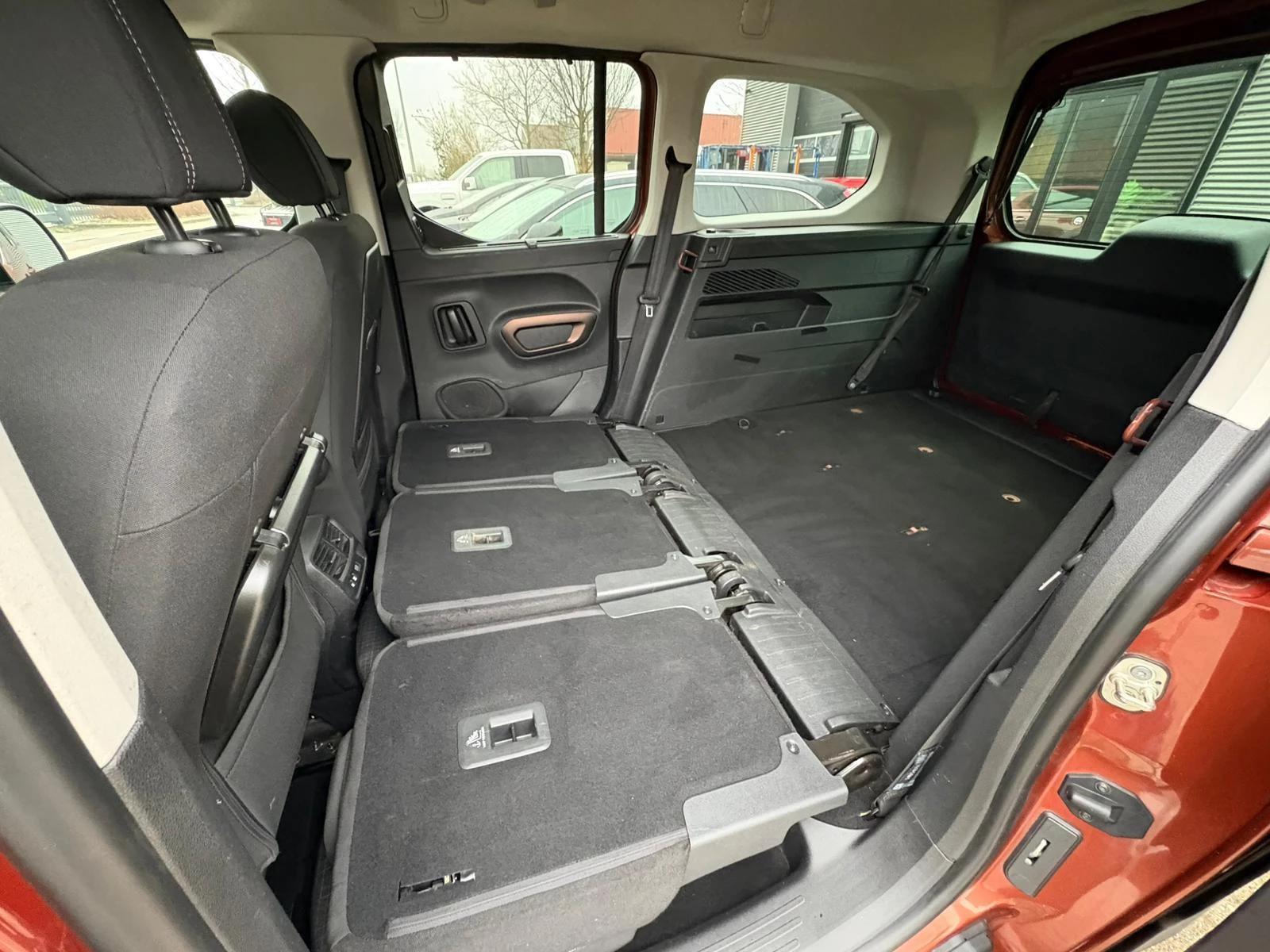 Hoofdafbeelding Peugeot Rifter