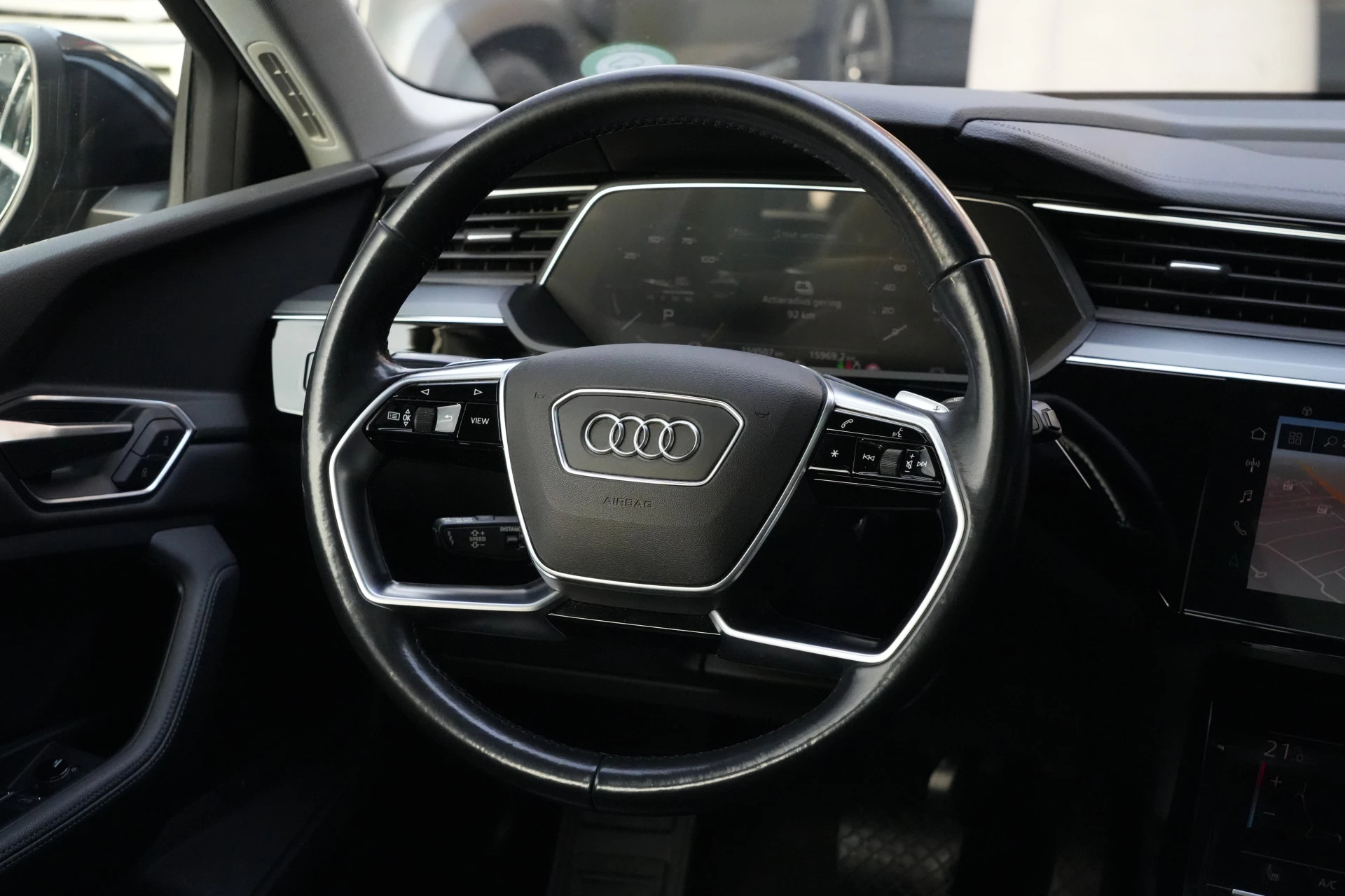 Hoofdafbeelding Audi e-tron