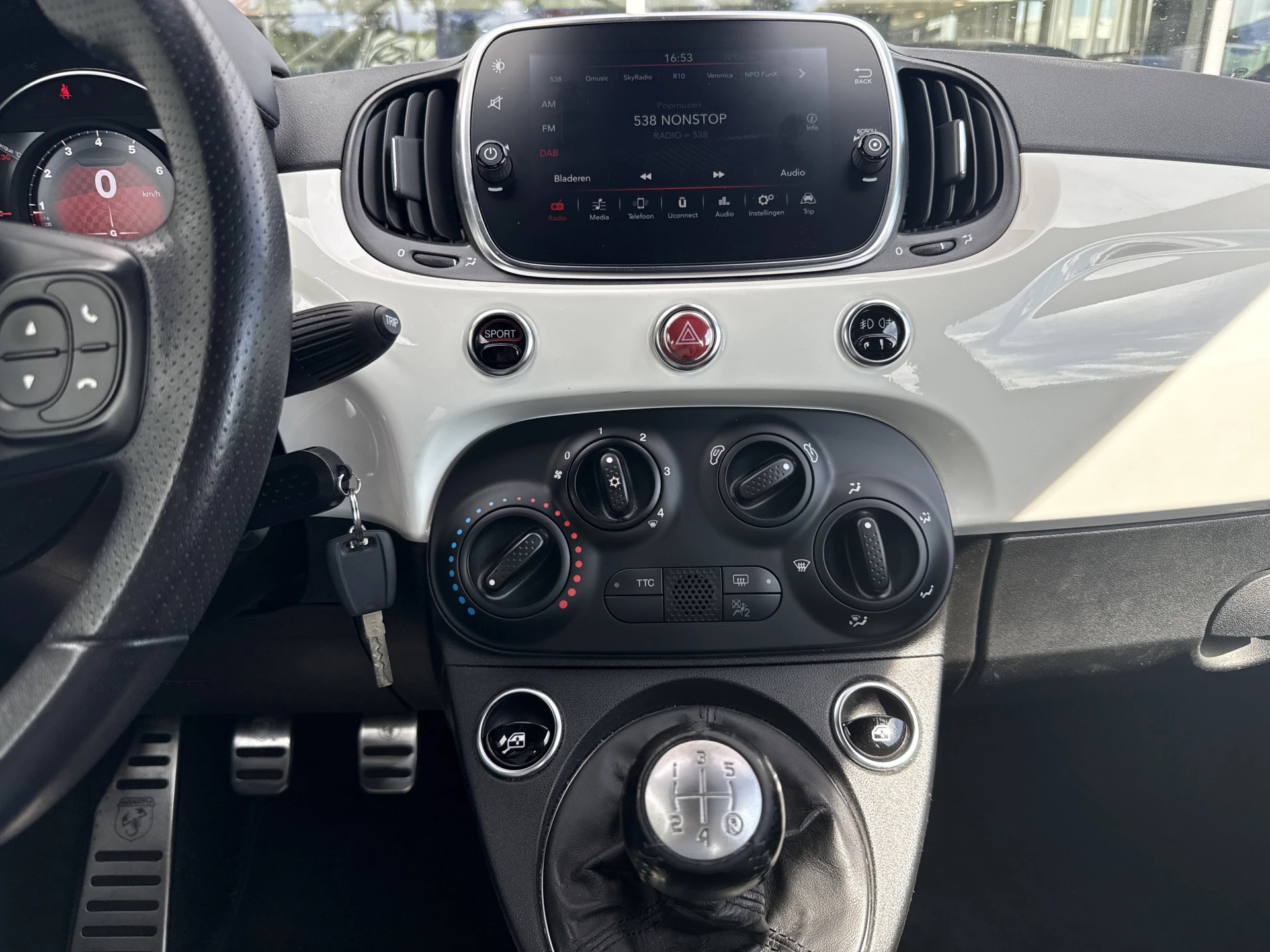 Hoofdafbeelding Fiat 500C
