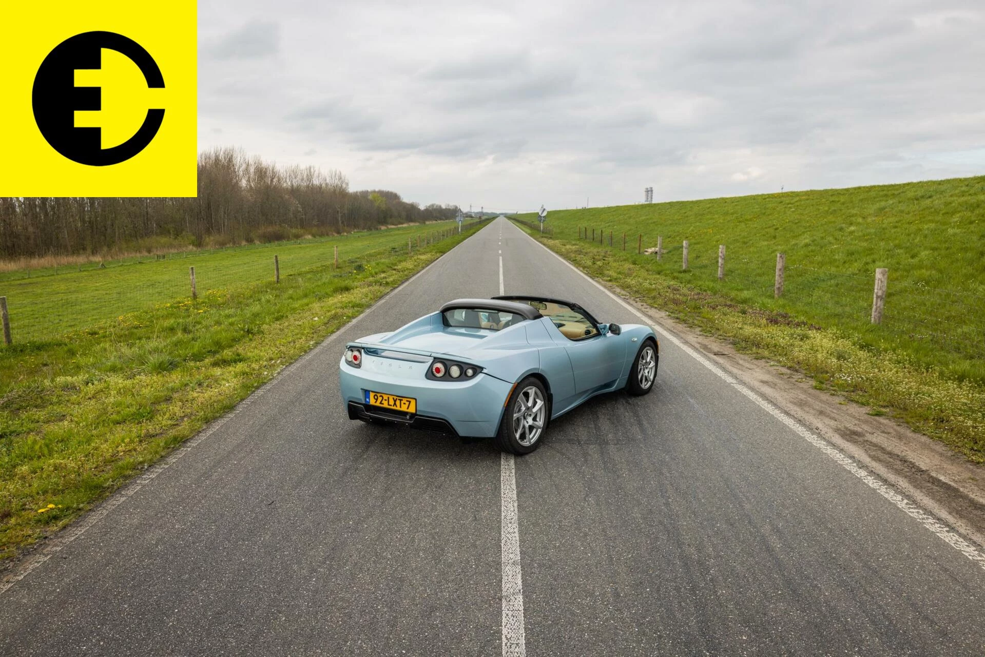 Hoofdafbeelding Tesla Roadster