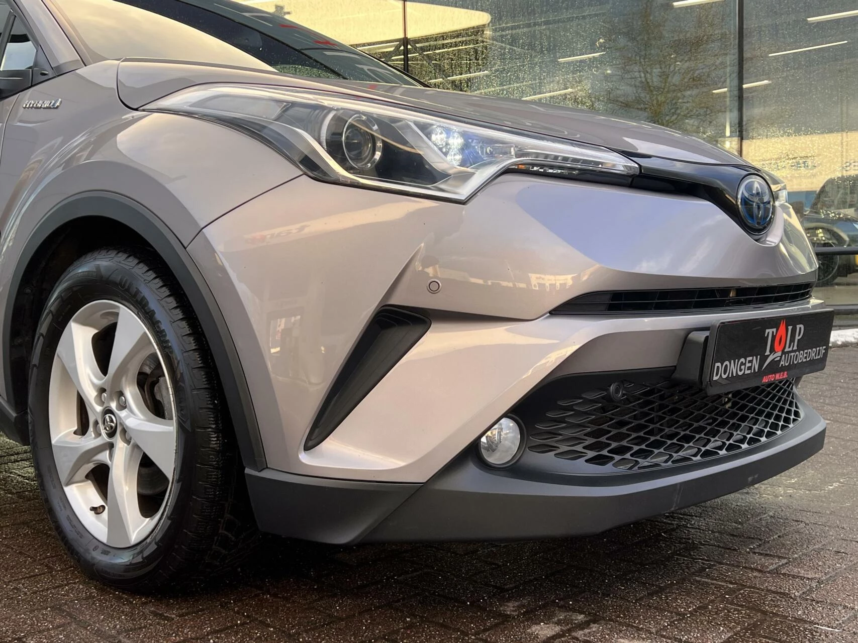 Hoofdafbeelding Toyota C-HR