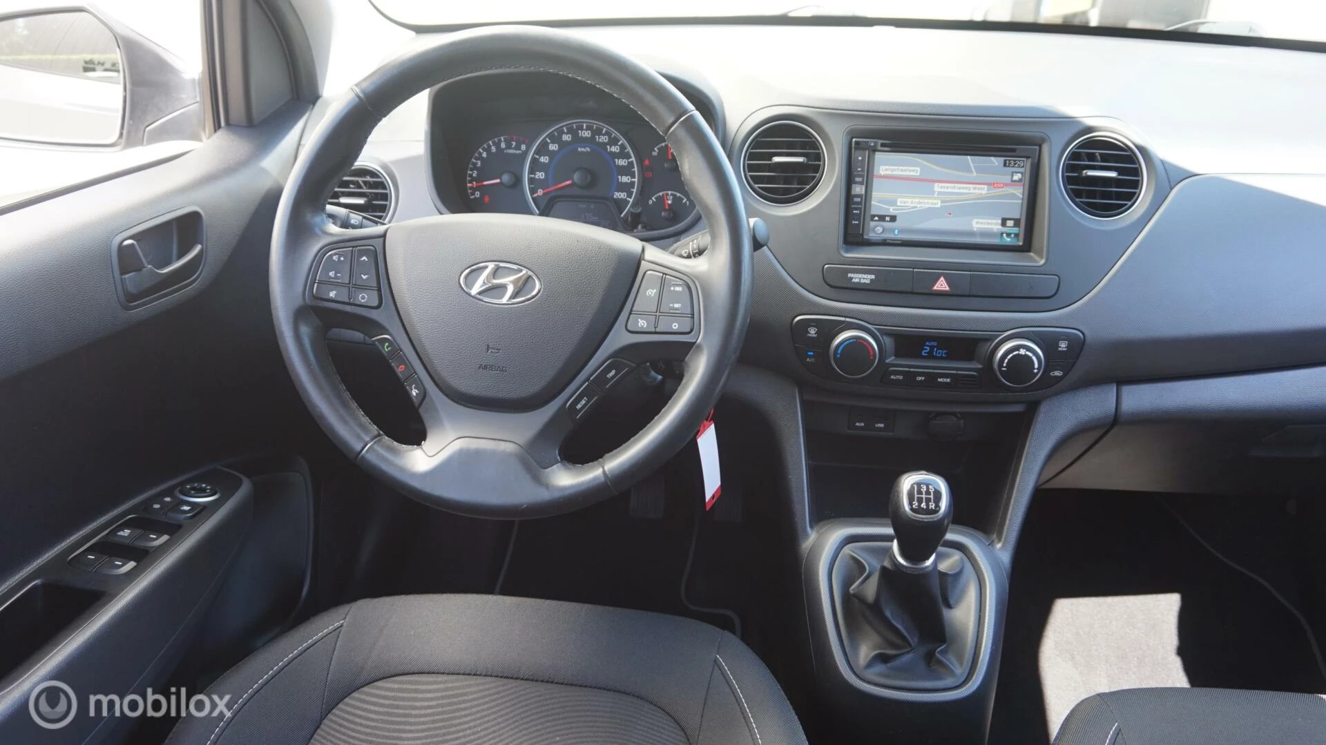 Hoofdafbeelding Hyundai i10