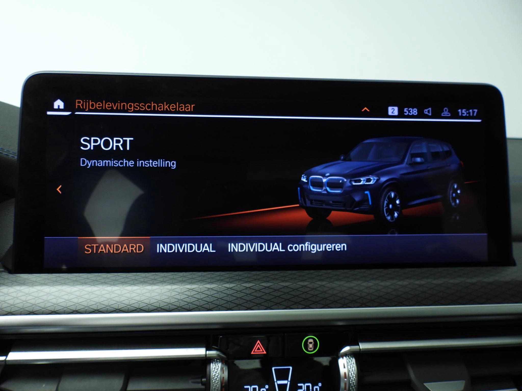 Hoofdafbeelding BMW iX3