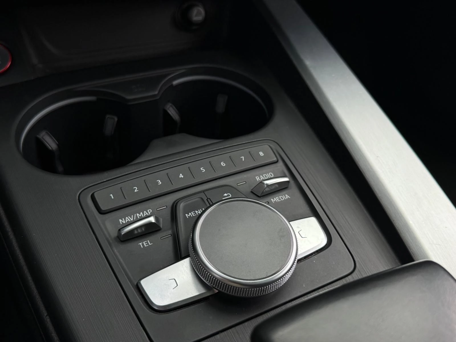 Hoofdafbeelding Audi S4