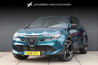 Hoofdafbeelding Alfa Romeo Junior Alfa Romeo Junior 1.2 Turbo Hybrid Ibrida Speciale