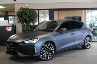 Hoofdafbeelding CUPRA Leon CUPRA Leon 1.4 e-Hybrid VZ 245PK MATT Virtual Navi Cam Led Cruise