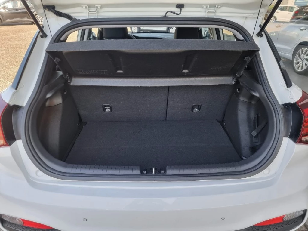 Hoofdafbeelding Hyundai i20