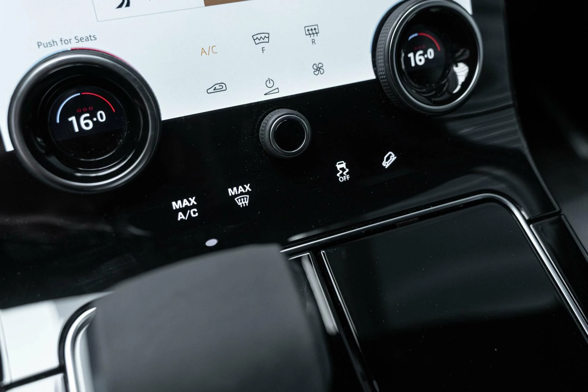 Hoofdafbeelding Land Rover Range Rover Velar