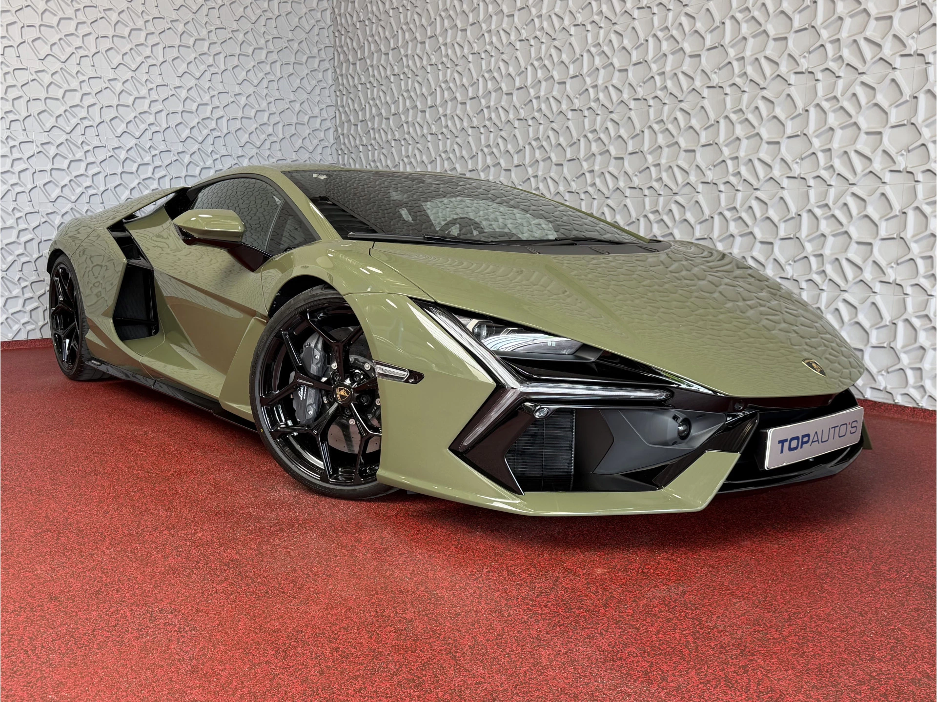 Hoofdafbeelding Lamborghini Revuelto