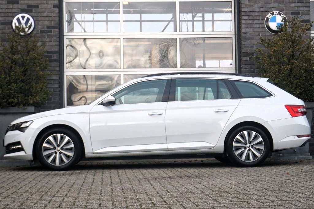 Hoofdafbeelding Škoda Superb
