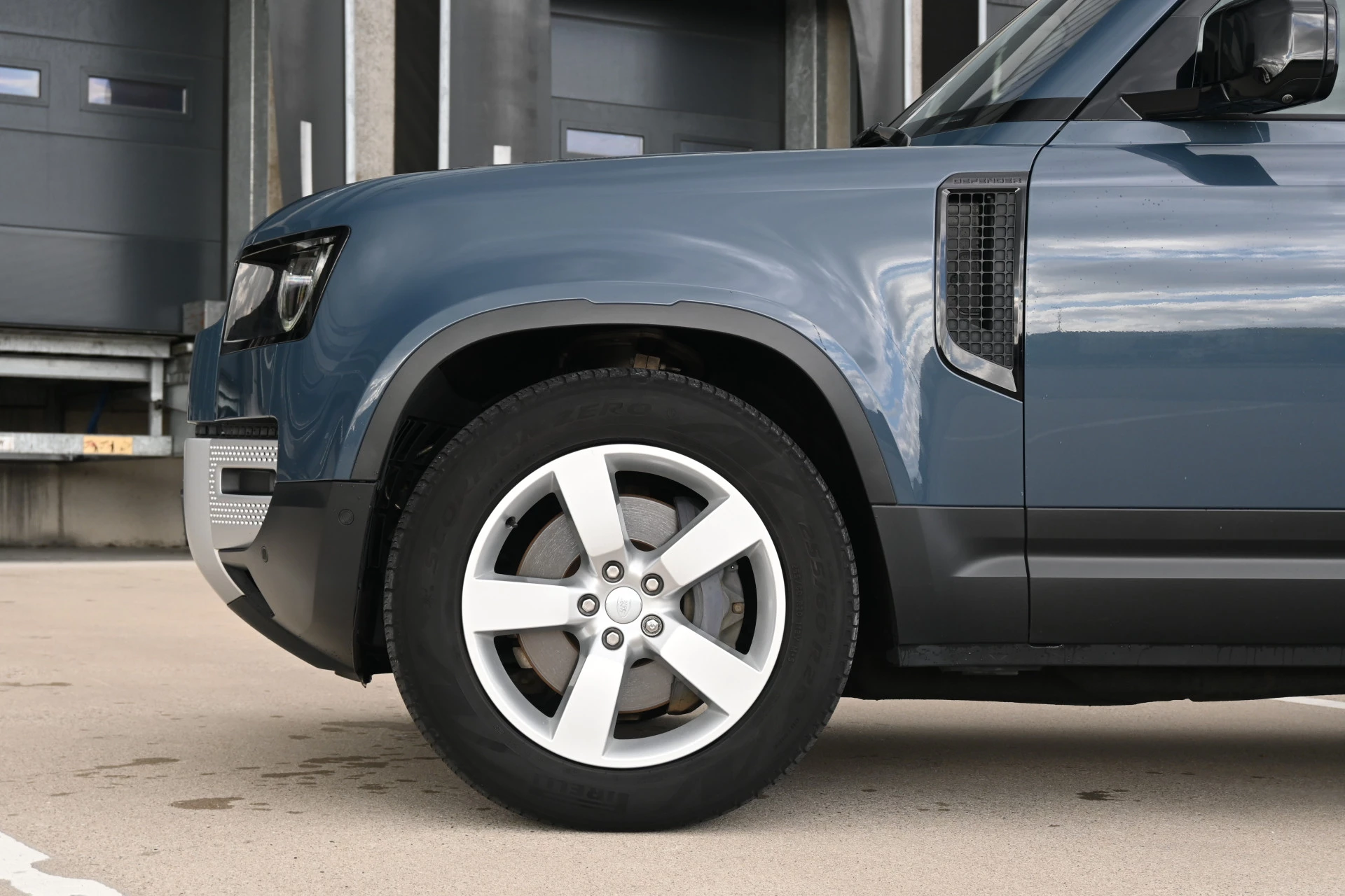 Hoofdafbeelding Land Rover Defender