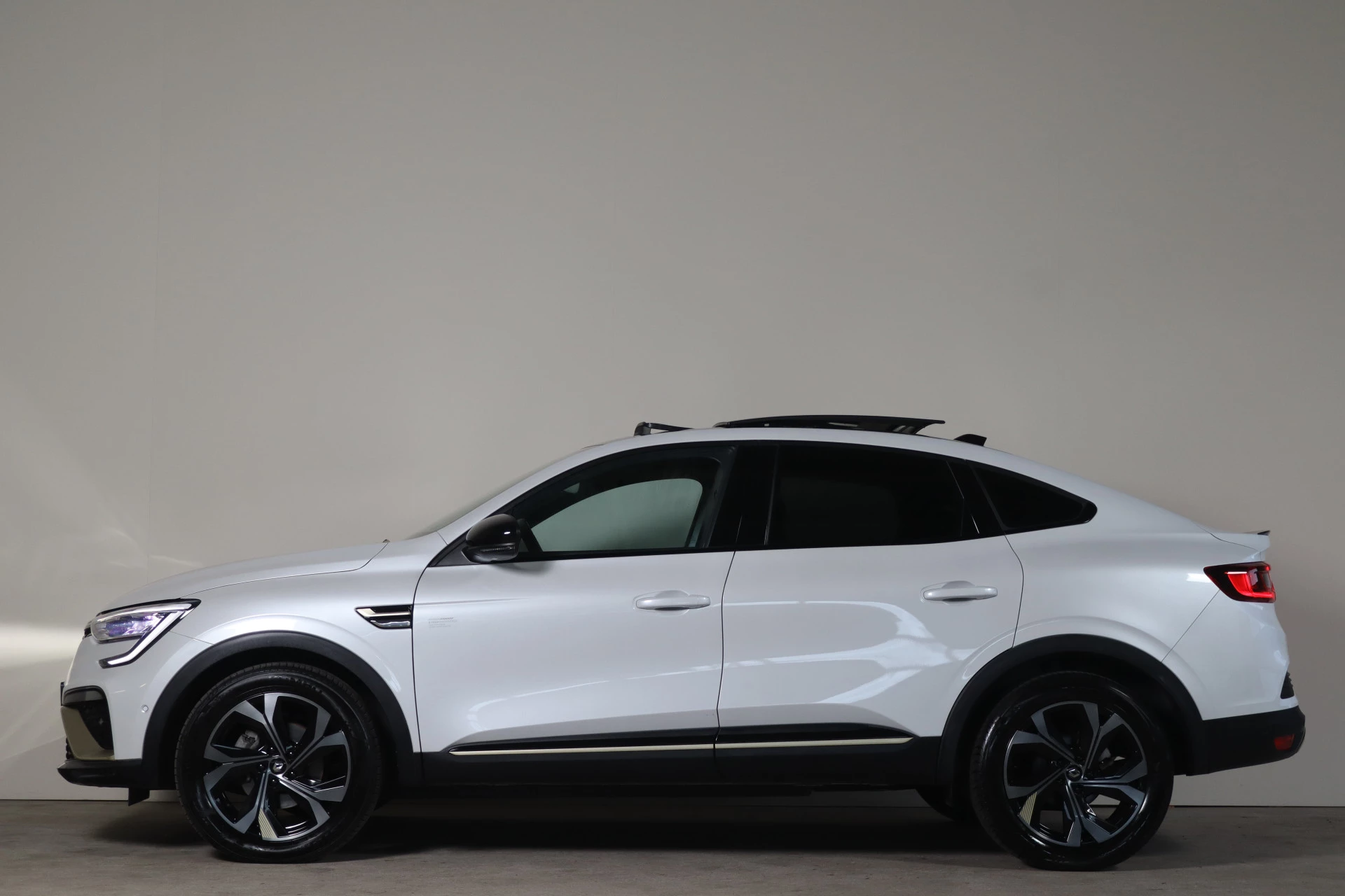 Hoofdafbeelding Renault Arkana