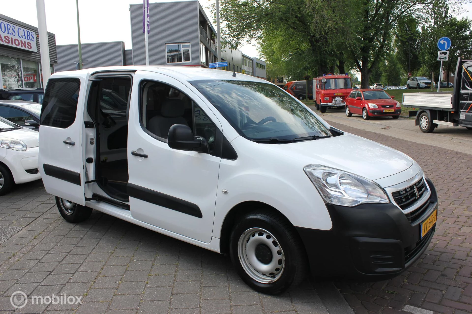 Hoofdafbeelding Peugeot Partner