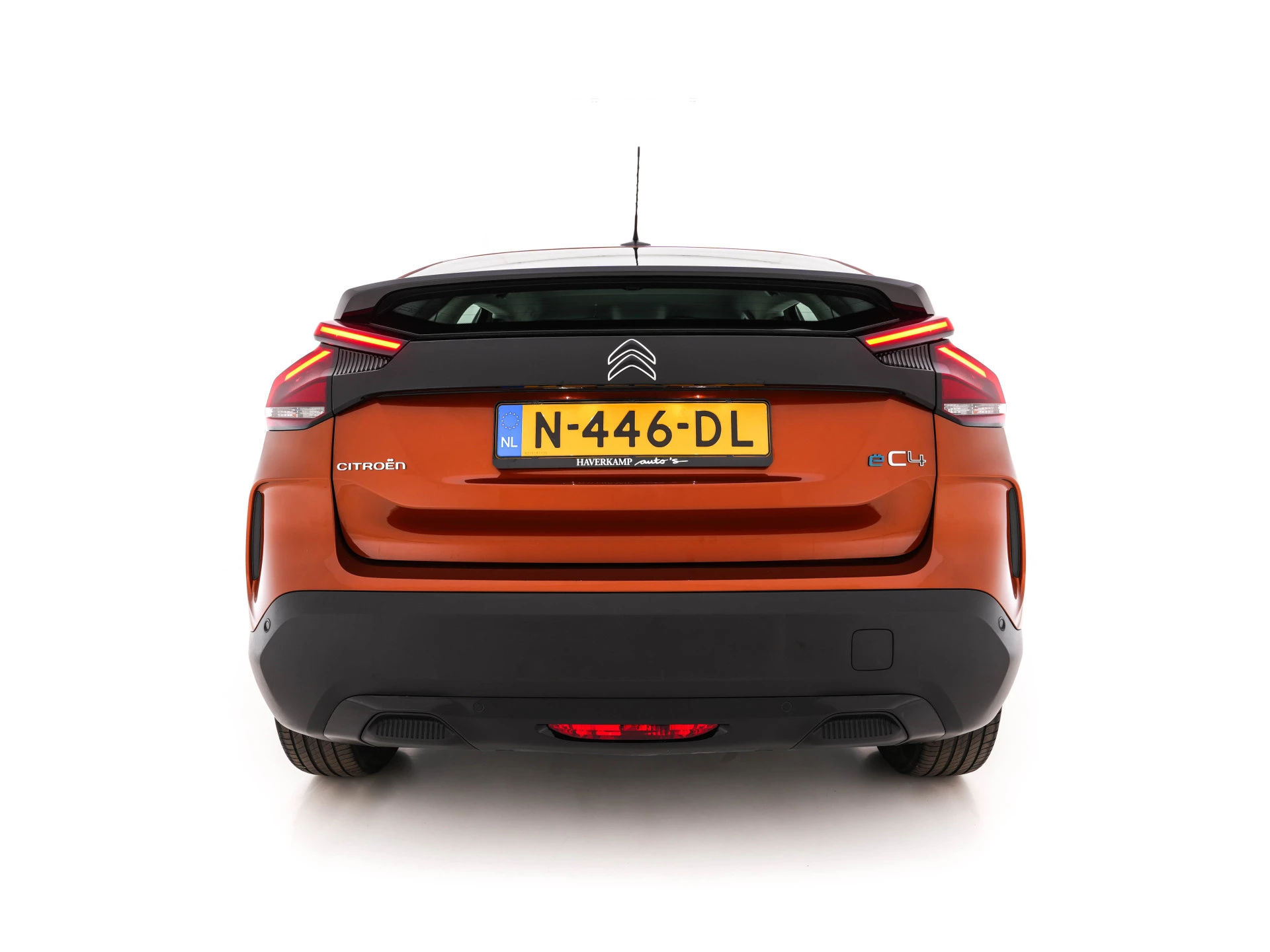 Hoofdafbeelding Citroën ë-C4