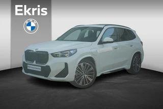 BMW X1 xDrive30e M Sportpakket 20'' / Panoramadak / Elektrisch verstelbare stoelen / Harman Kardon / Trekhaak