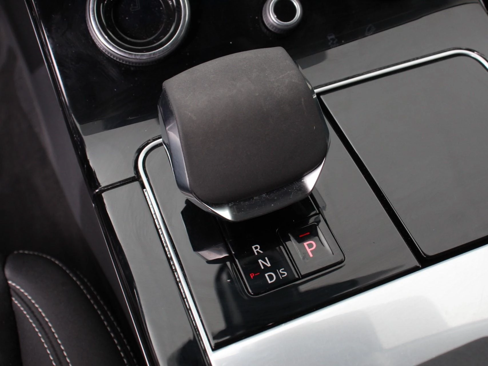 Hoofdafbeelding Land Rover Range Rover Velar