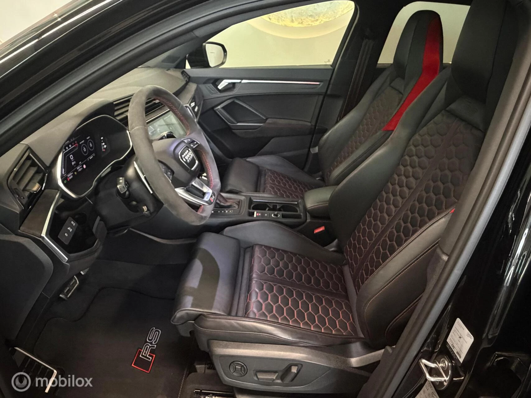 Hoofdafbeelding Audi RSQ3