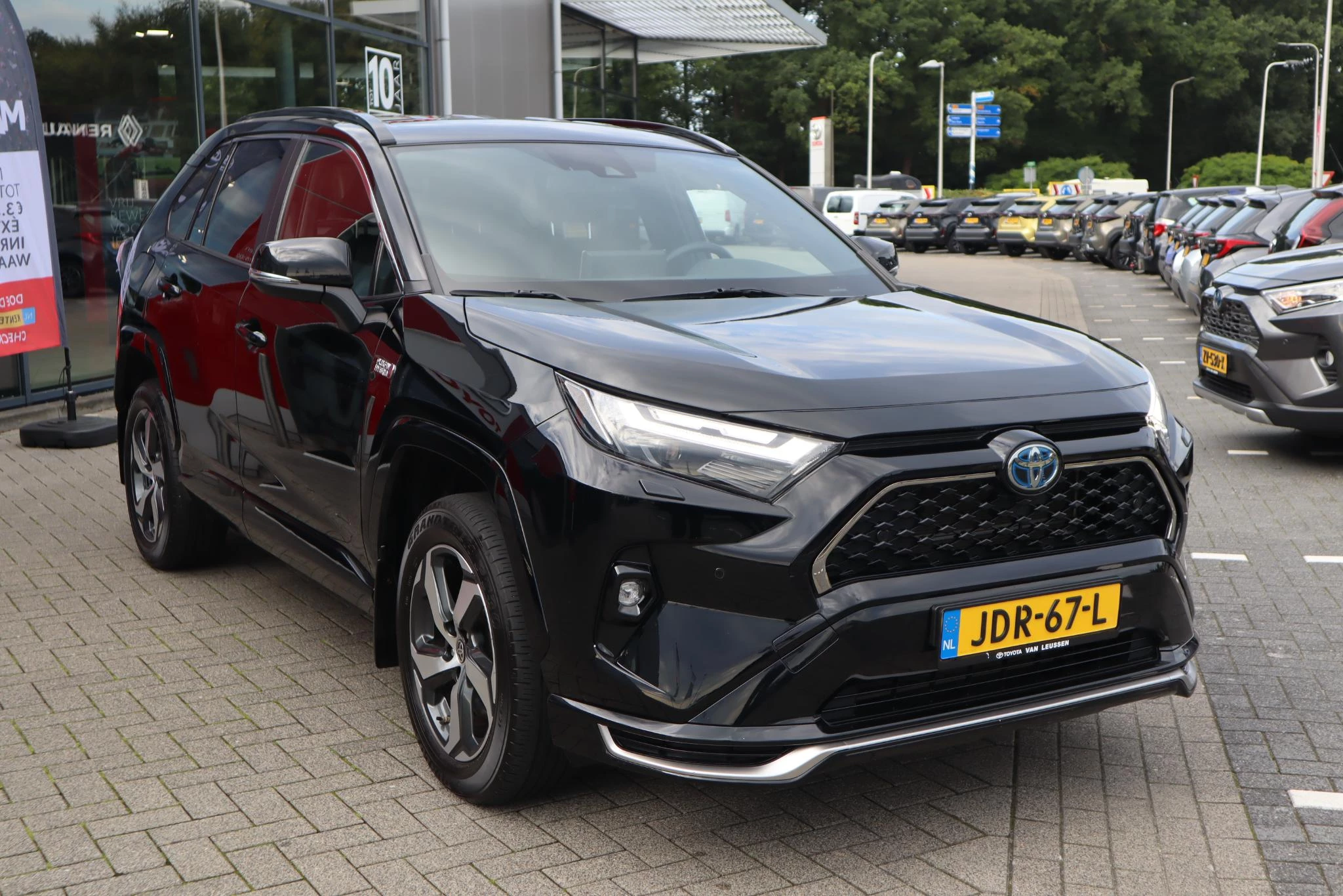 Hoofdafbeelding Toyota RAV4
