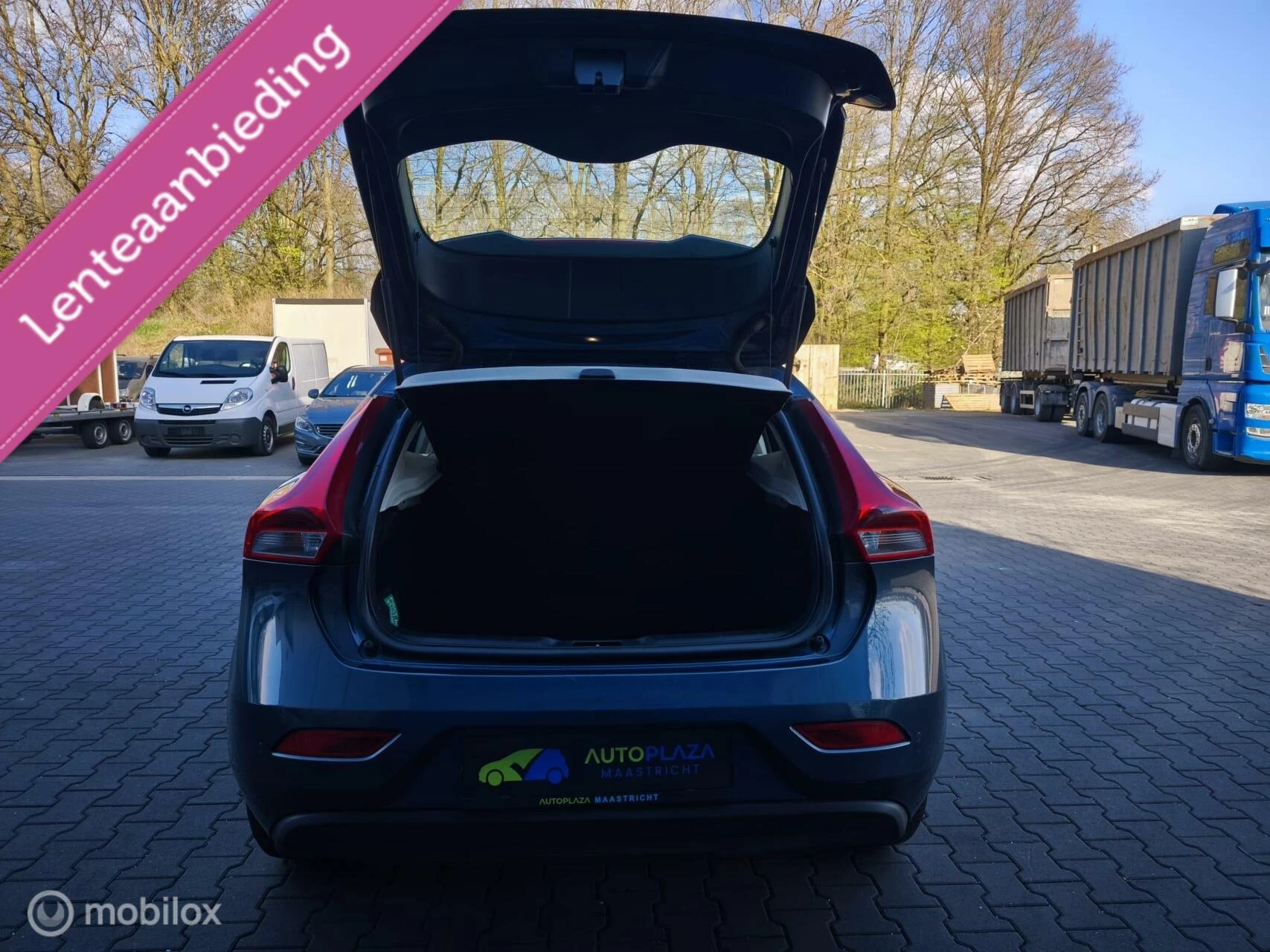 Hoofdafbeelding Volvo V40