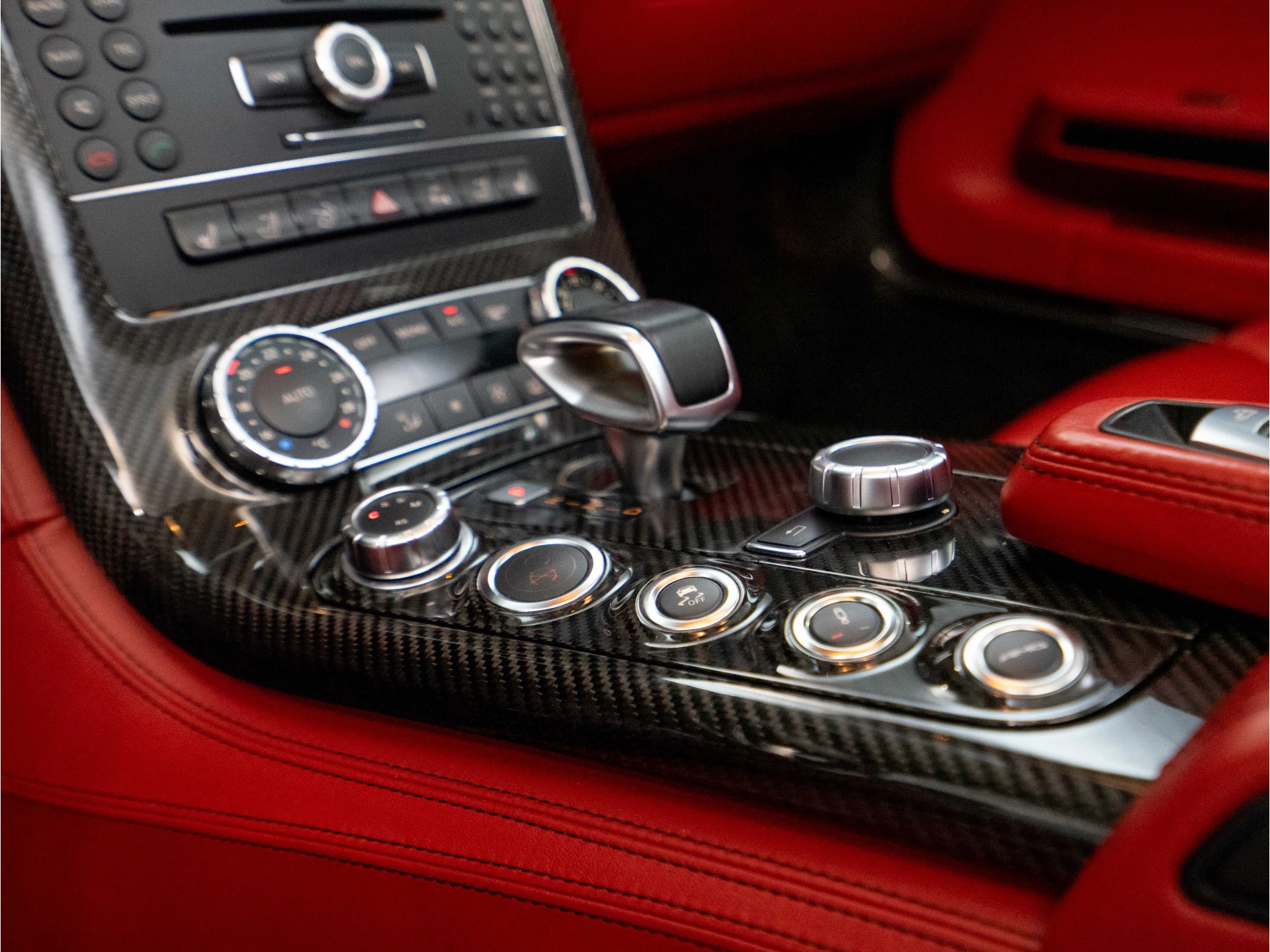 Hoofdafbeelding Mercedes-Benz SLS Roadster