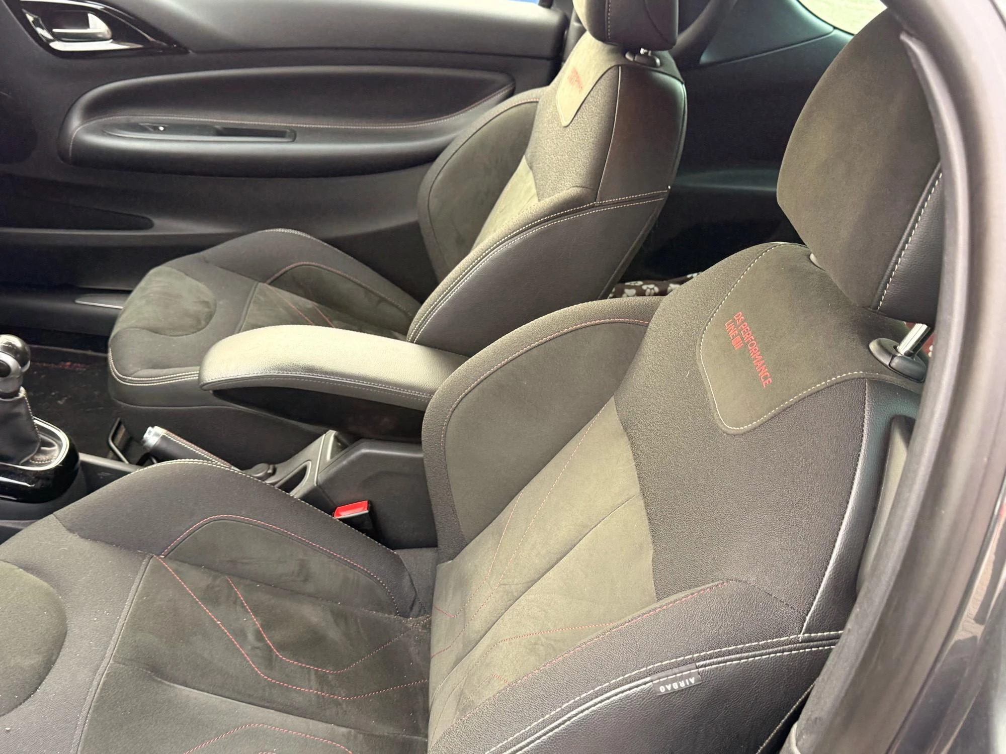 Hoofdafbeelding DS DS 3