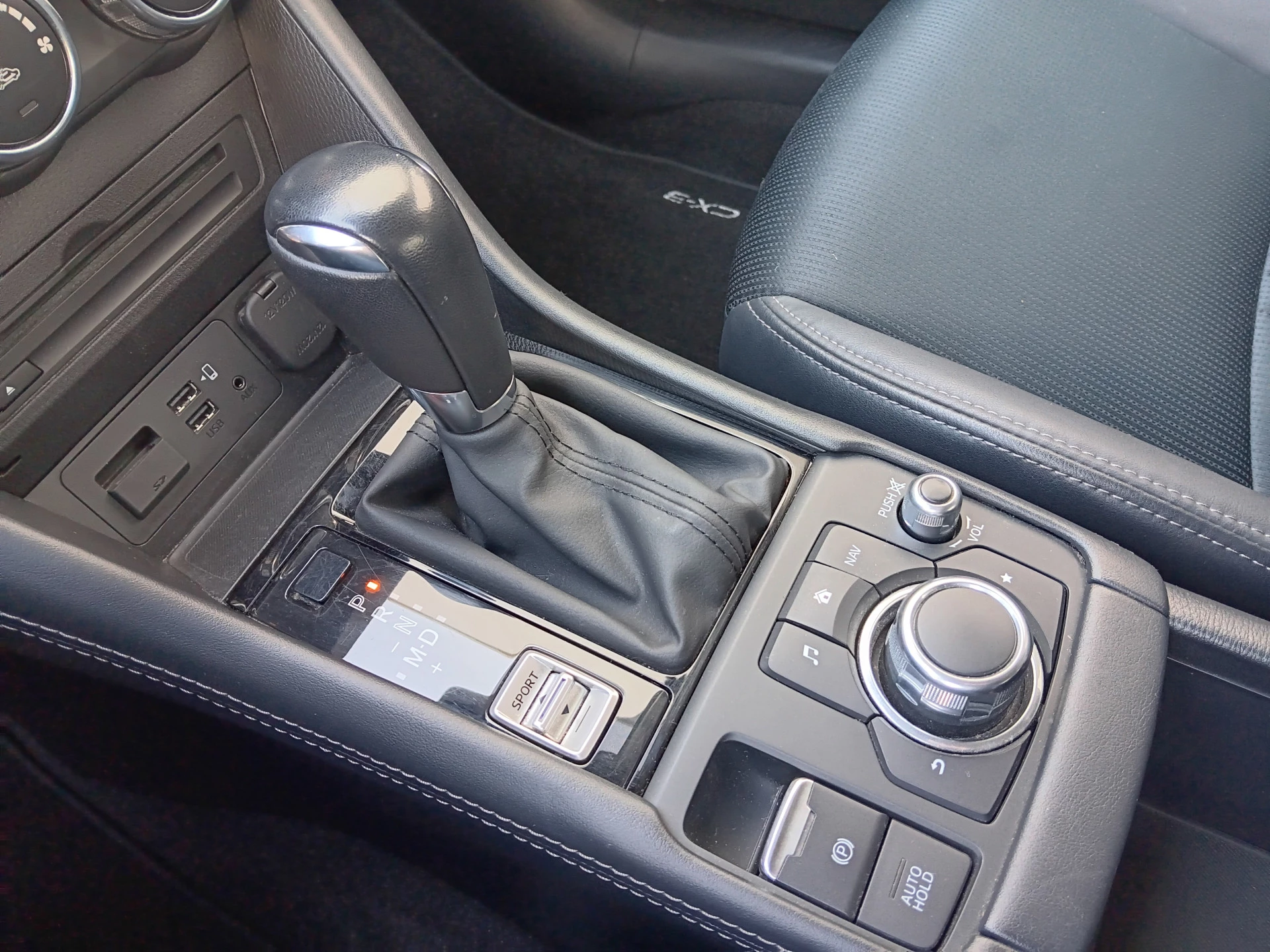 Hoofdafbeelding Mazda CX-3