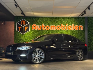 BMW 5-serie 520i High Executive M SPORT |INDIVIDUAL|MEMORY|HUD|Org.NL