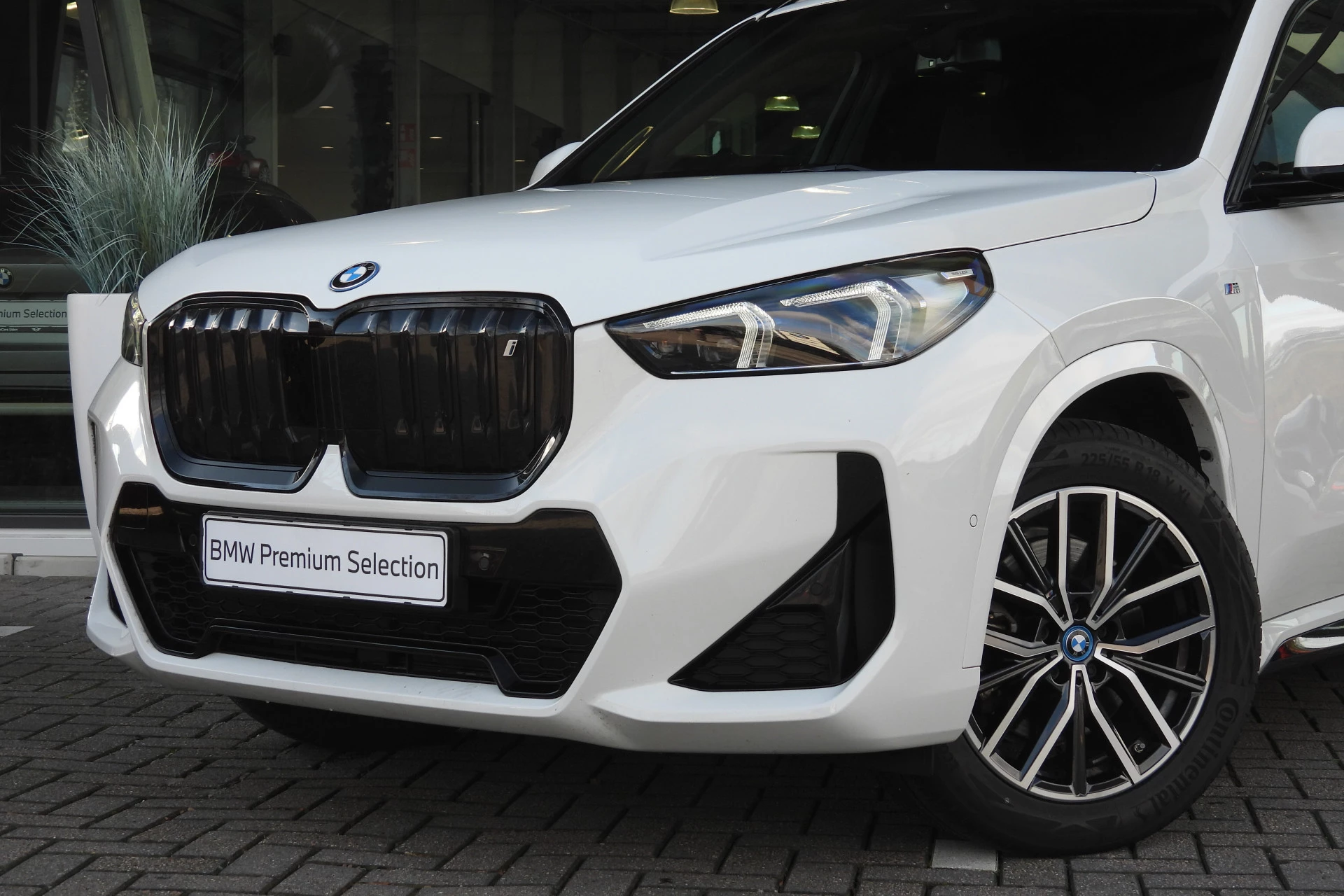 Hoofdafbeelding BMW iX1