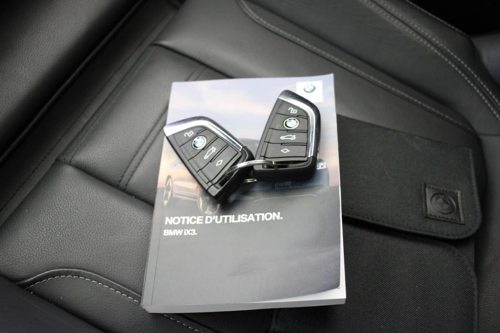 Hoofdafbeelding BMW iX3