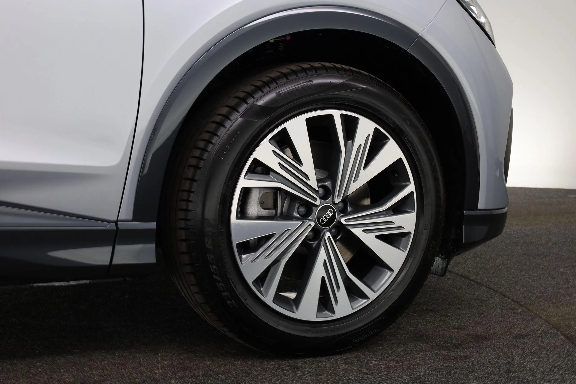 Hoofdafbeelding Audi Q4 e-tron