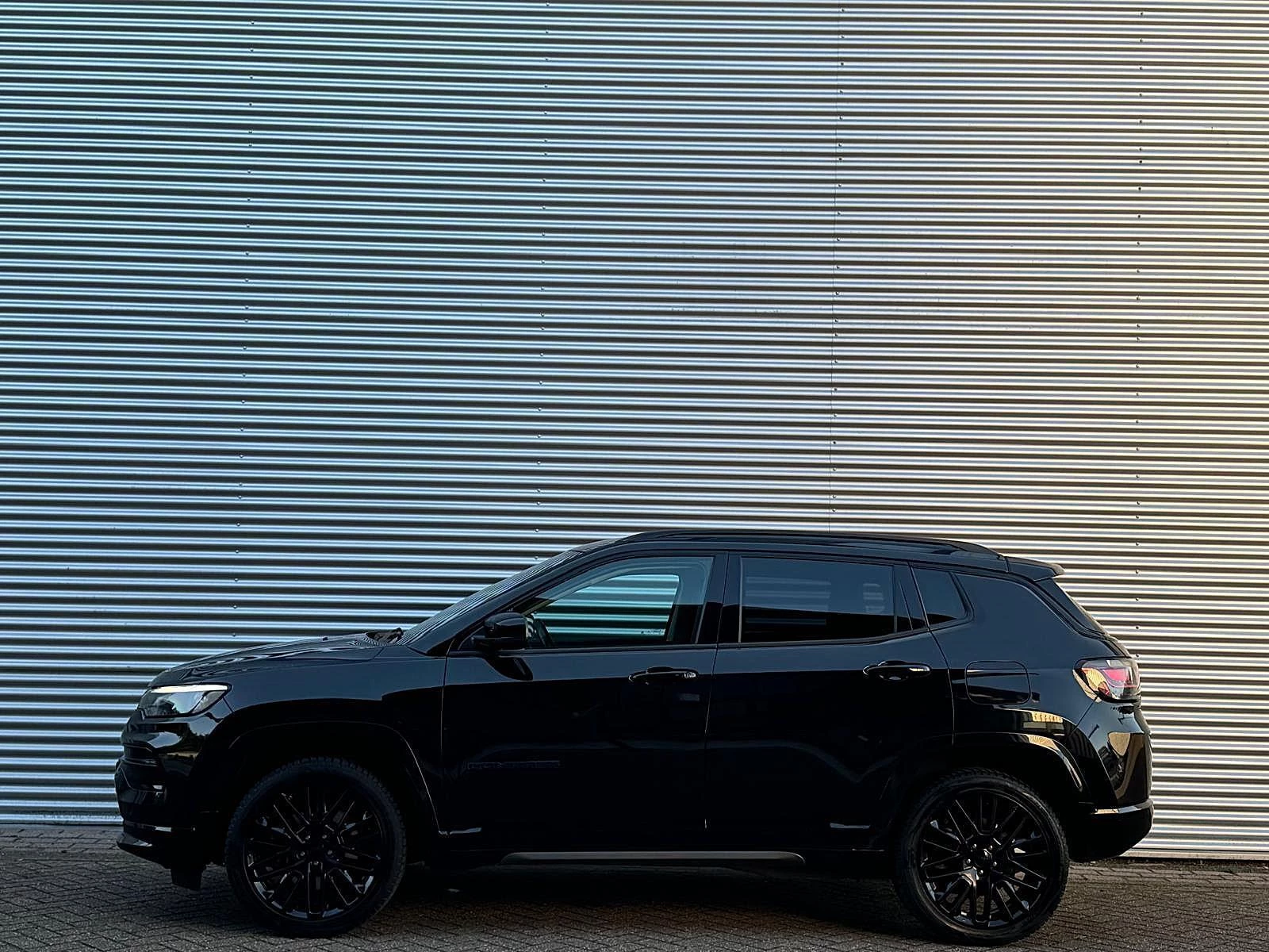Hoofdafbeelding Jeep Compass