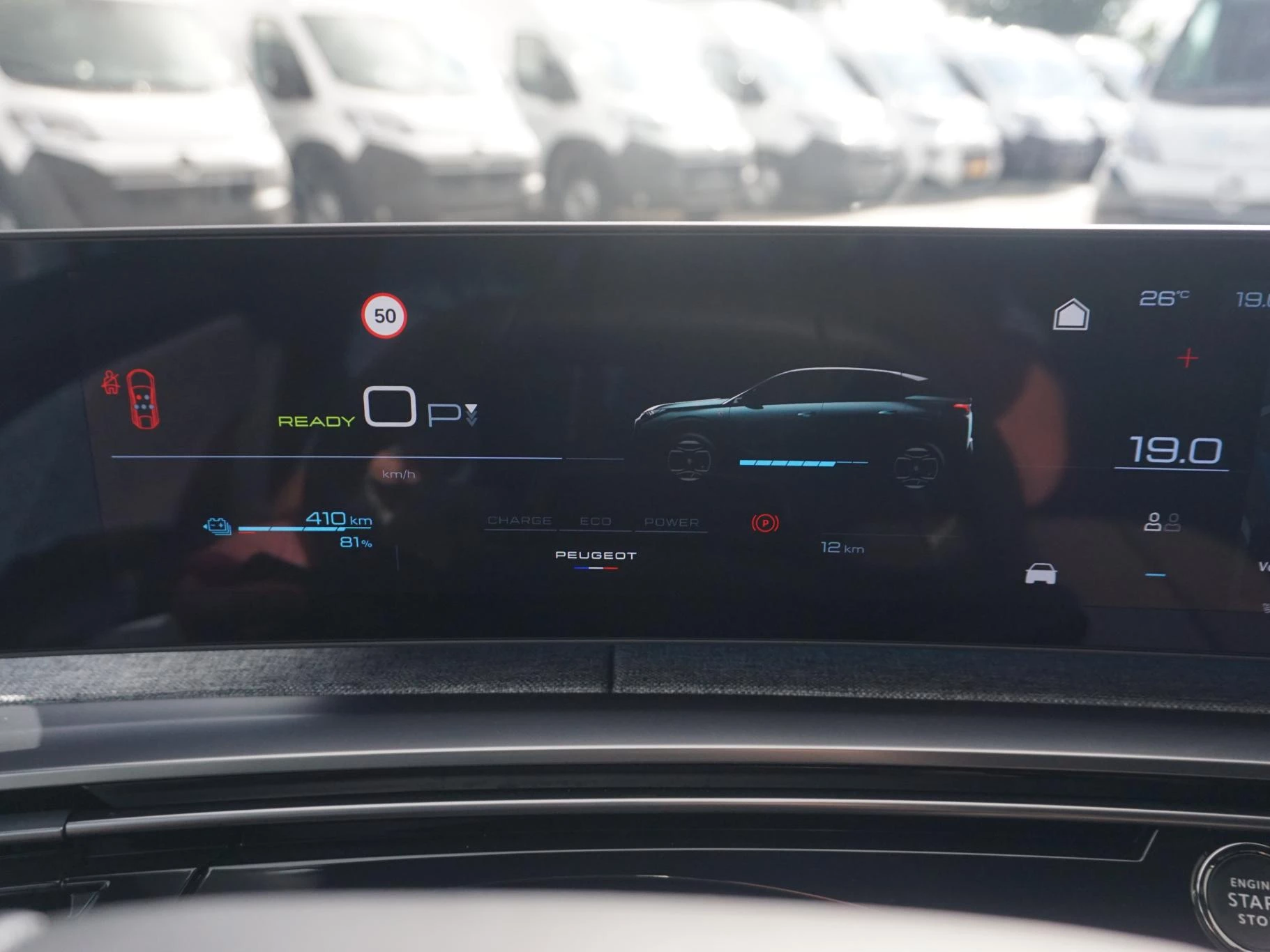 Hoofdafbeelding Peugeot e-3008