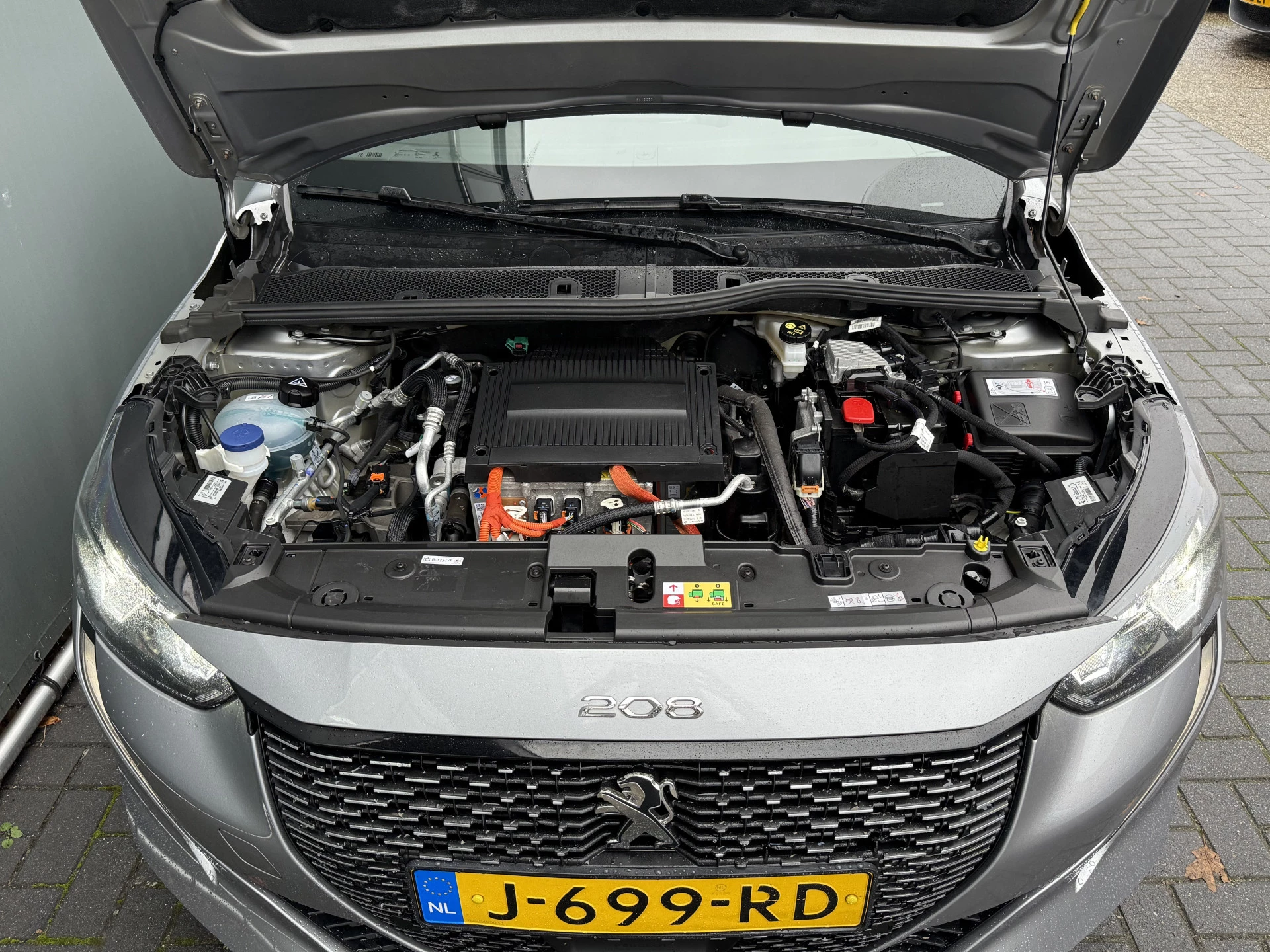 Hoofdafbeelding Peugeot e-208