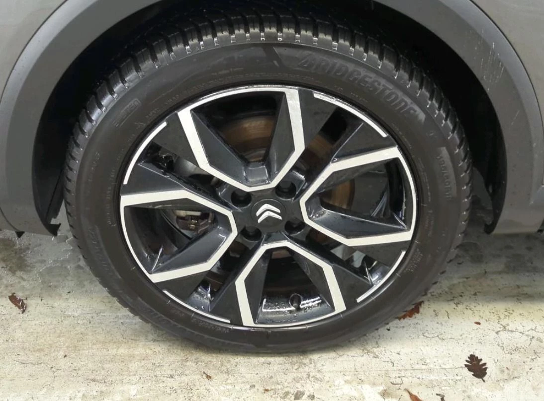 Hoofdafbeelding Citroën ë-C4 X