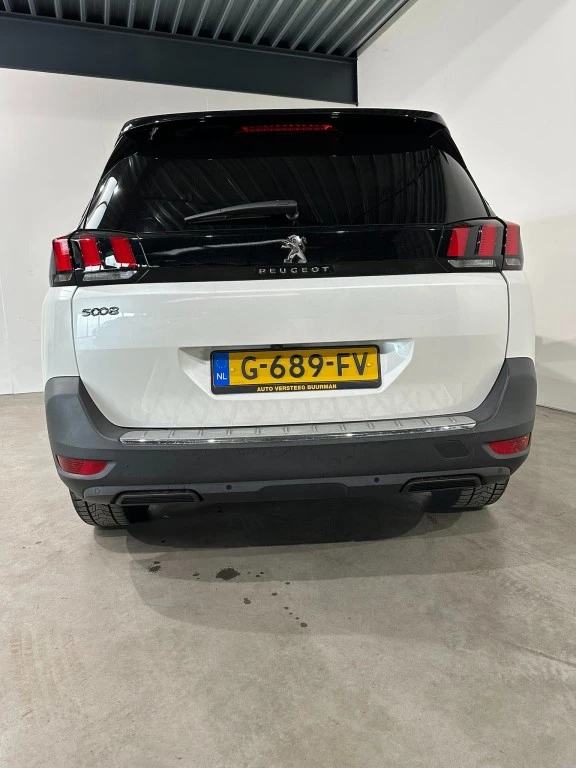 Hoofdafbeelding Peugeot 5008