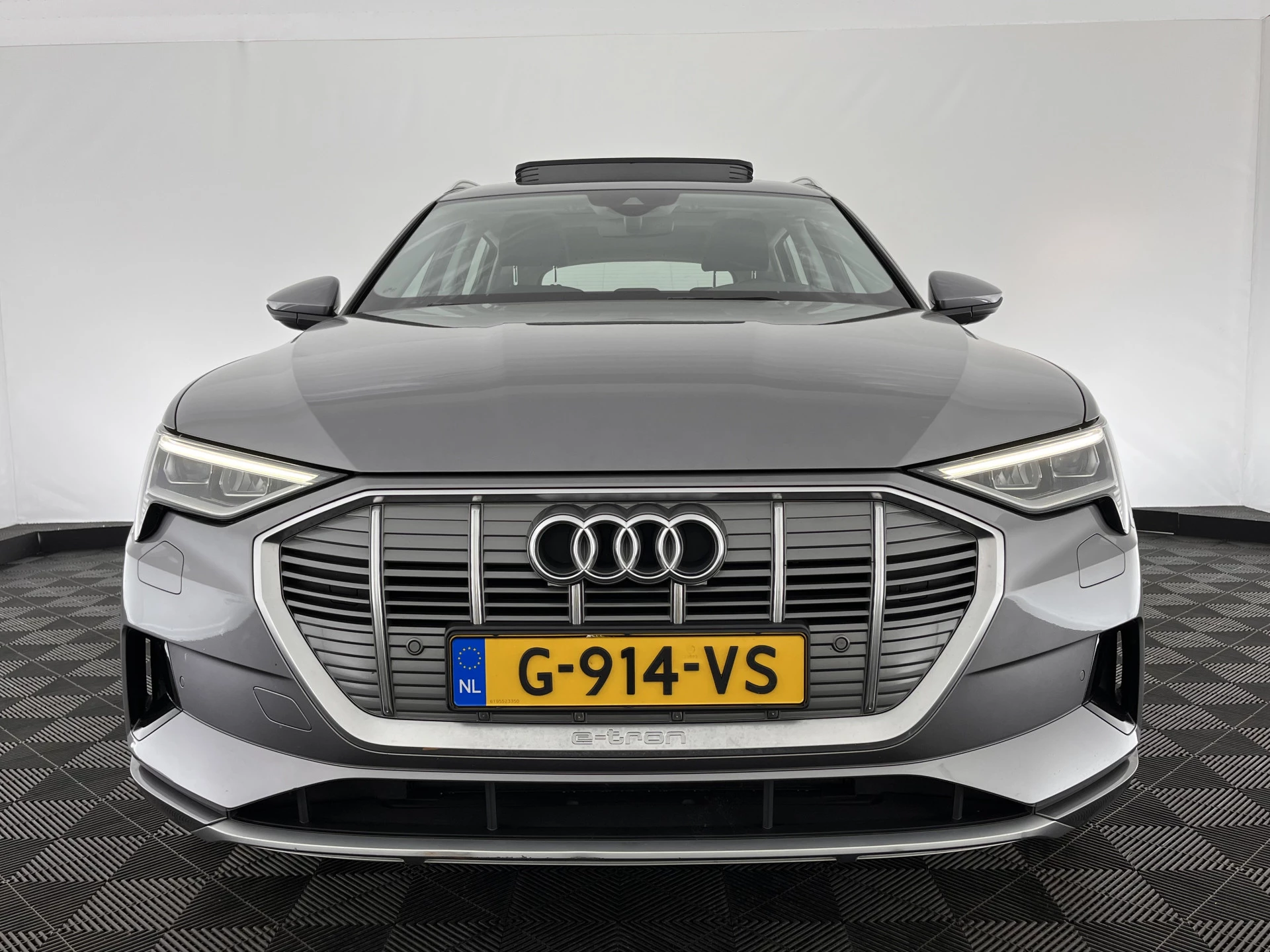 Hoofdafbeelding Audi e-tron