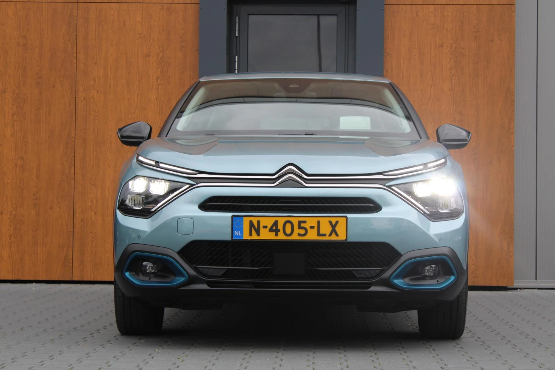 Hoofdafbeelding Citroën ë-C4
