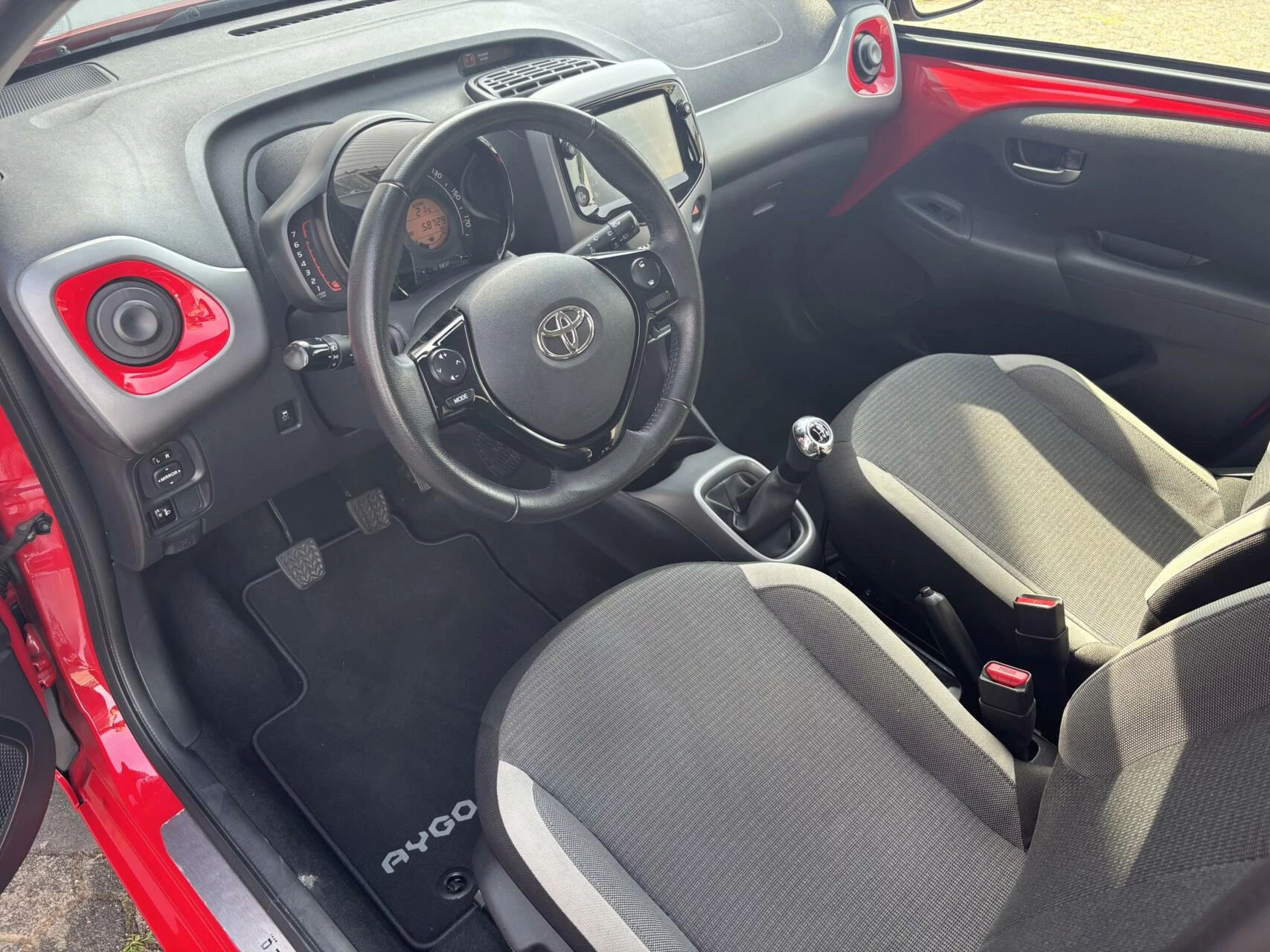 Hoofdafbeelding Toyota Aygo