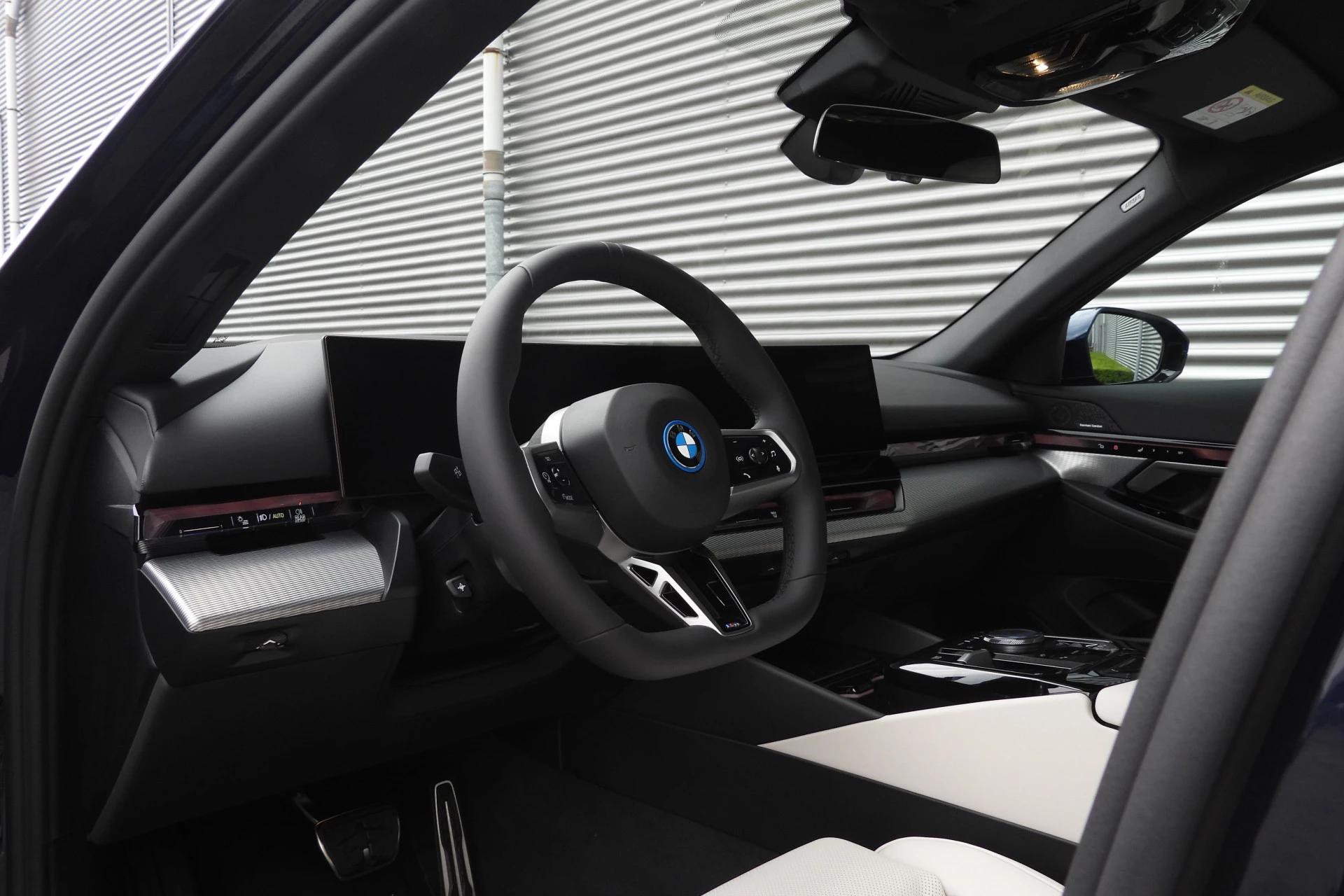 Hoofdafbeelding BMW i5