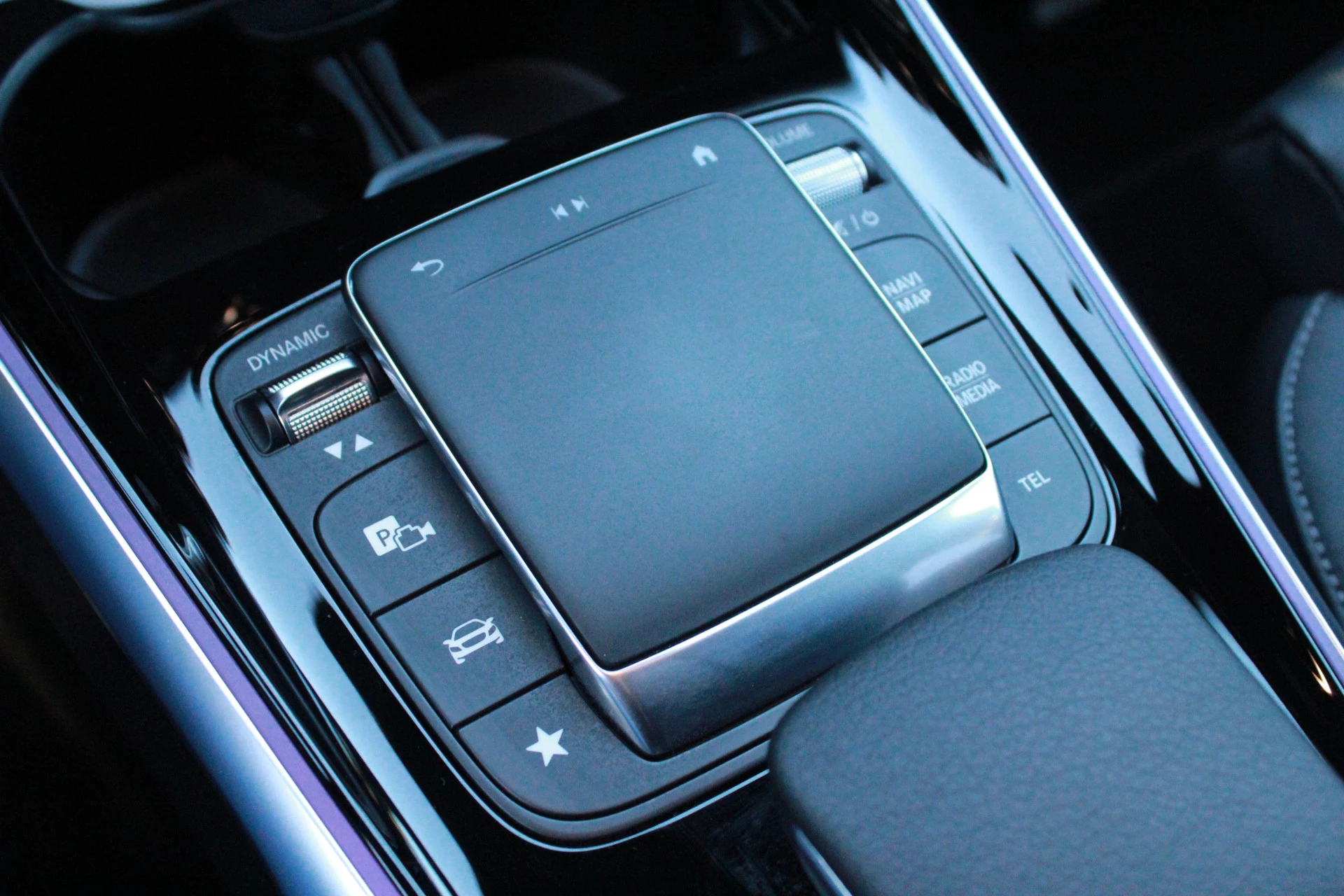 Hoofdafbeelding Mercedes-Benz EQB