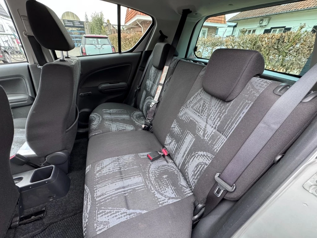 Hoofdafbeelding Opel Agila