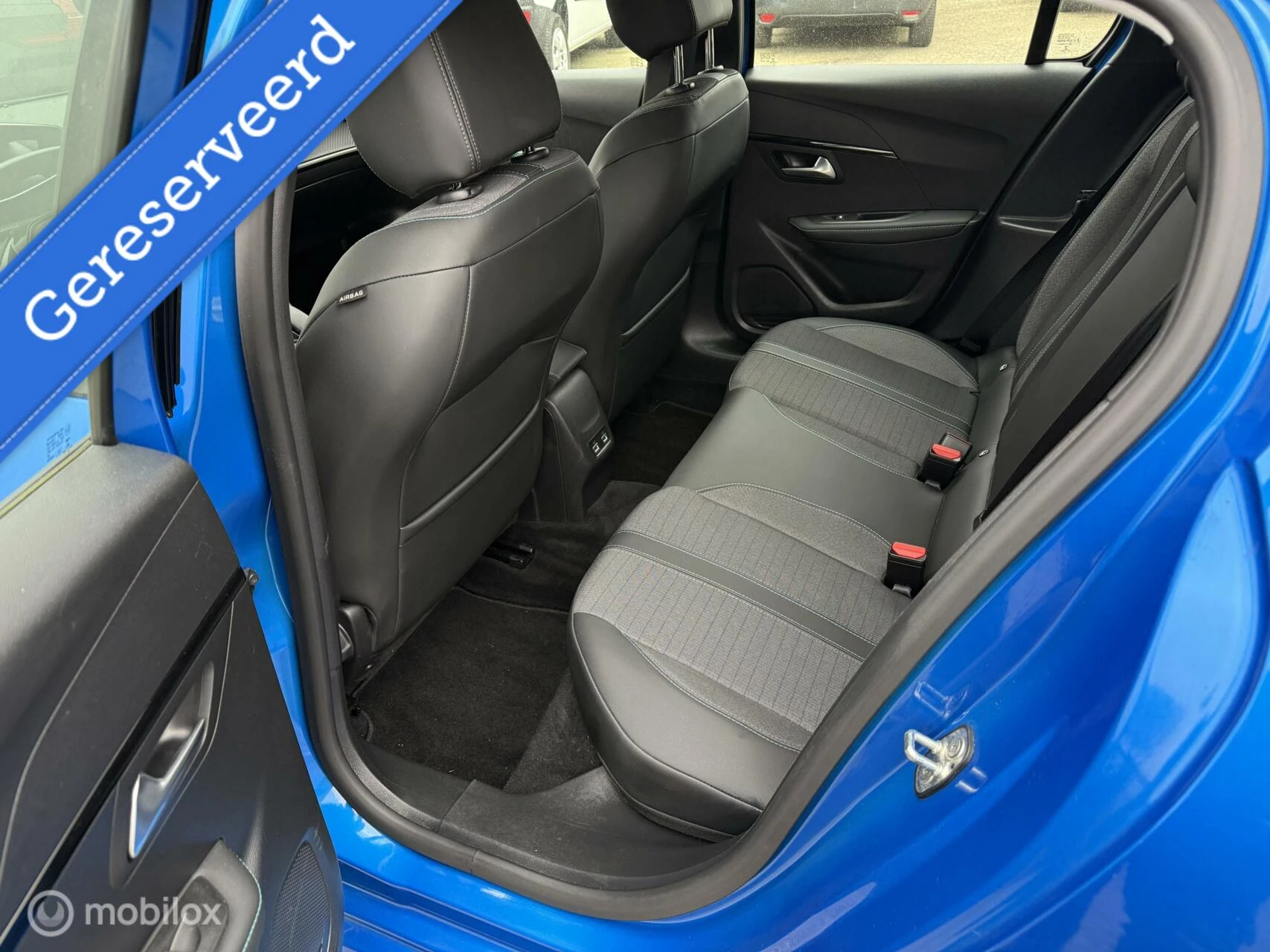 Hoofdafbeelding Peugeot e-208
