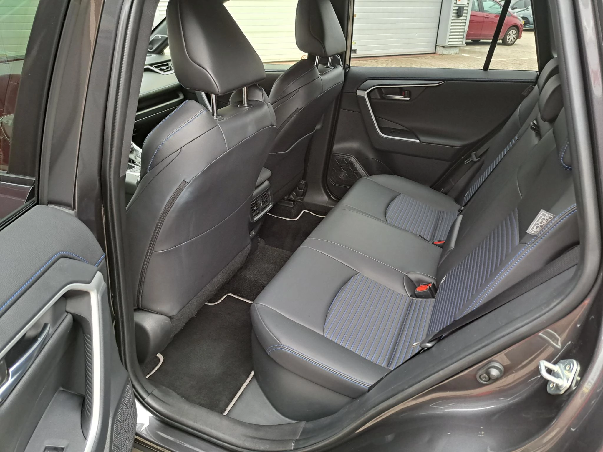 Hoofdafbeelding Toyota RAV4
