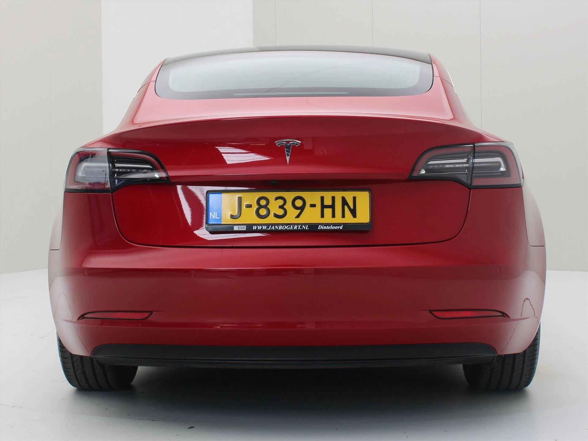 Hoofdafbeelding Tesla Model 3