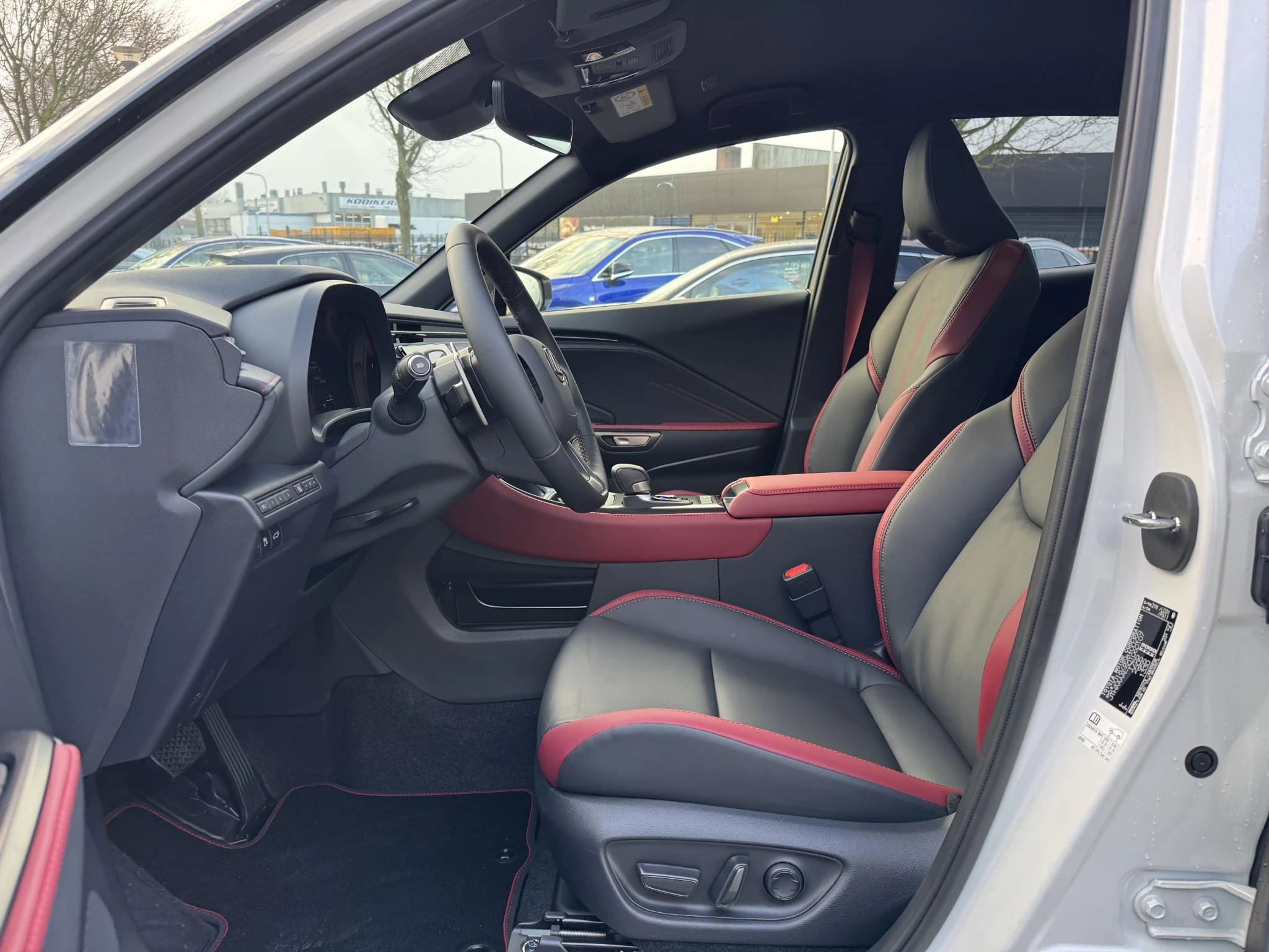 Hoofdafbeelding Lexus LBX