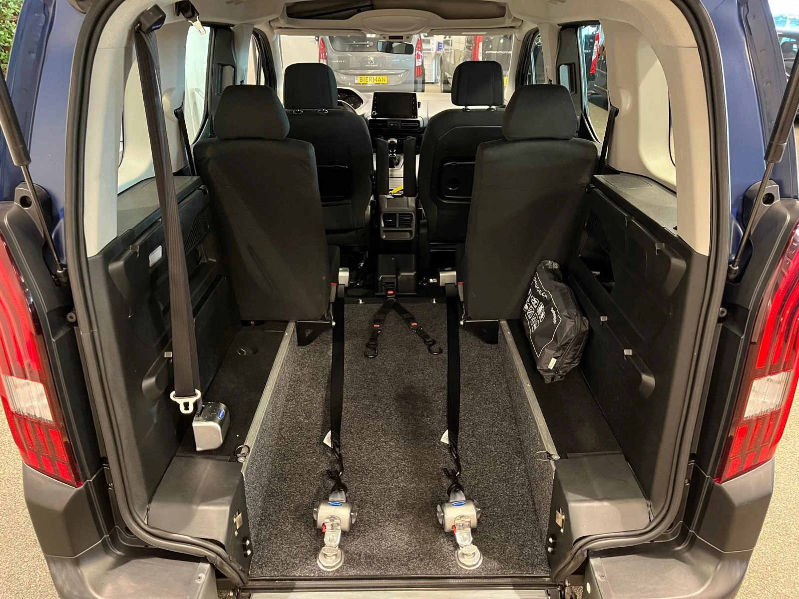 Hoofdafbeelding Peugeot Rifter