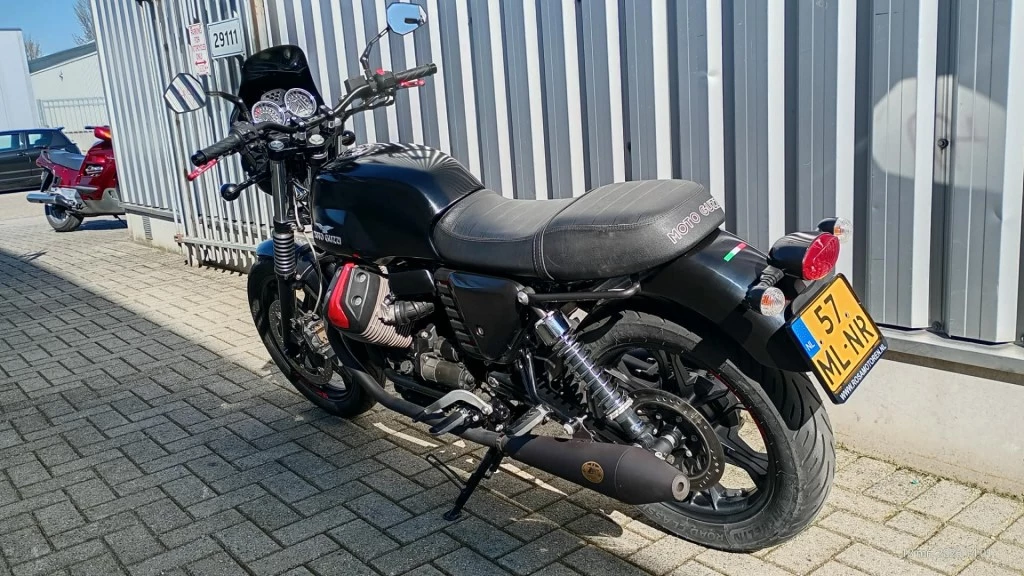 Hoofdafbeelding Moto Guzzi V7