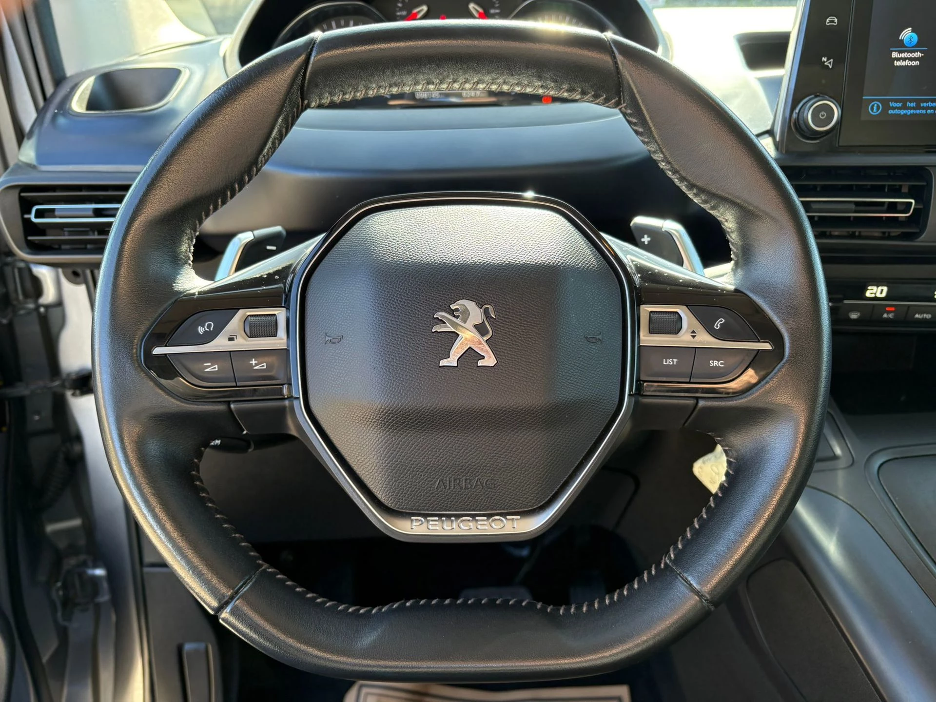 Hoofdafbeelding Peugeot Rifter