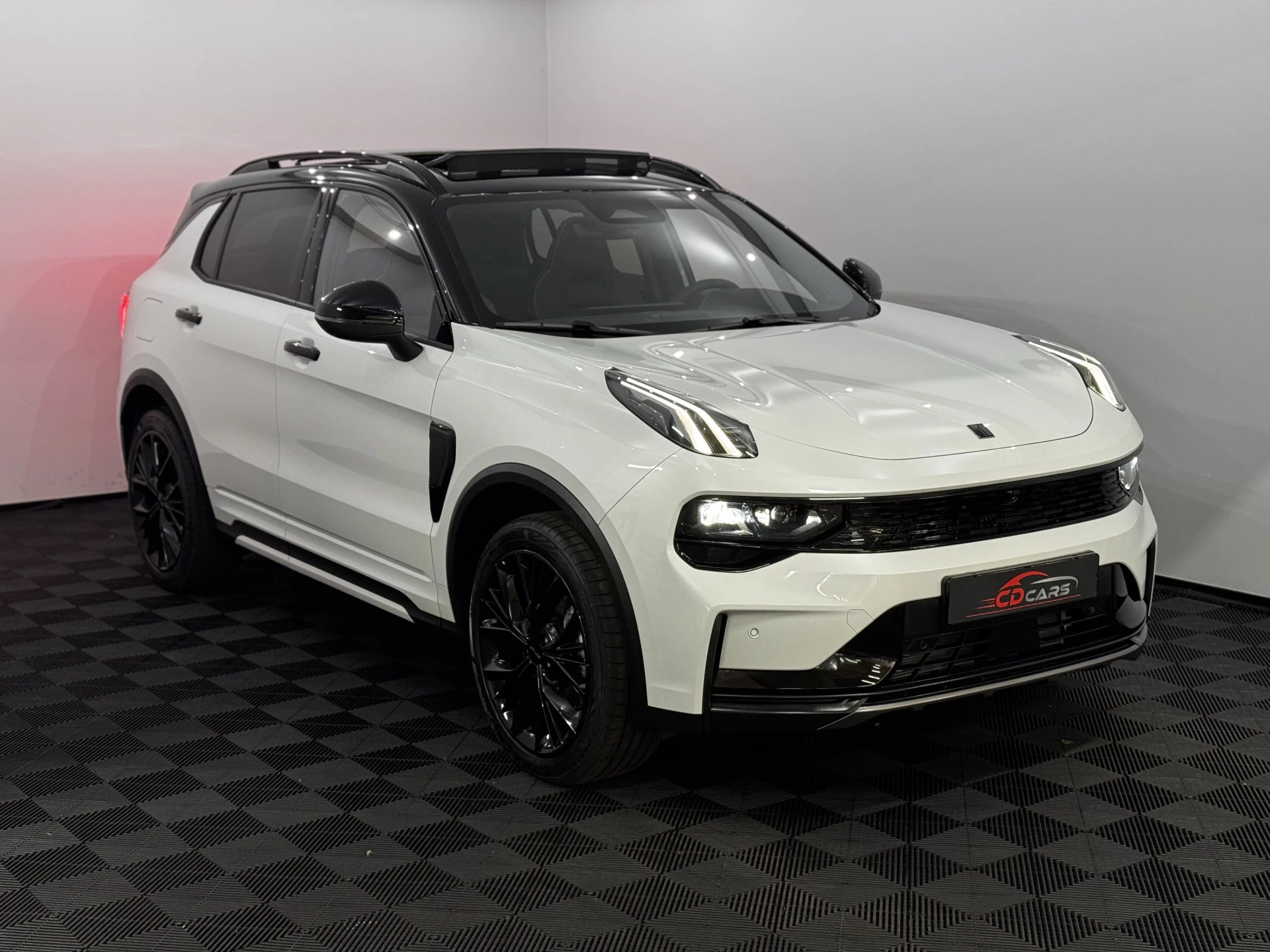 Hoofdafbeelding Lynk & Co 01
